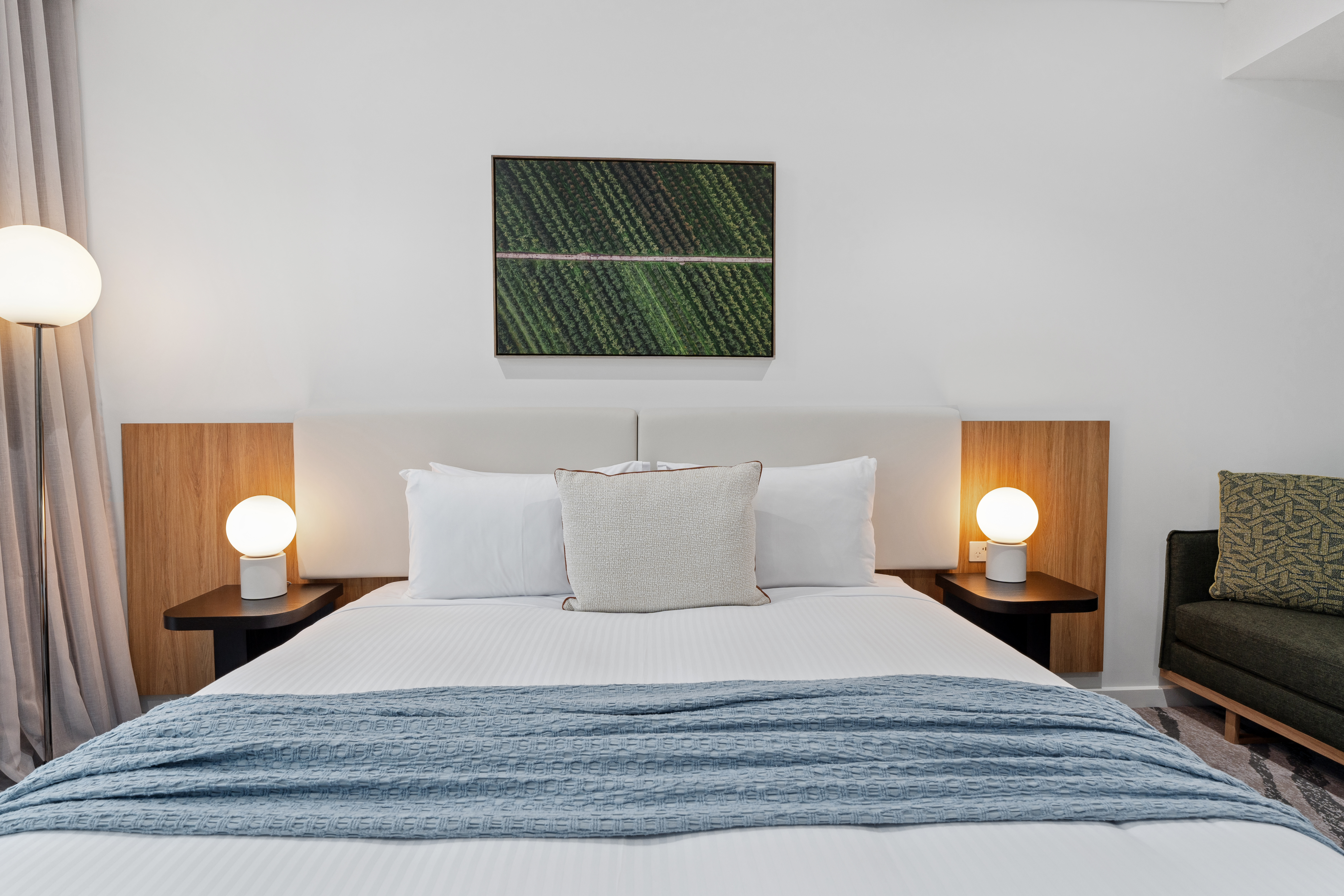 Studio Executive King Bed