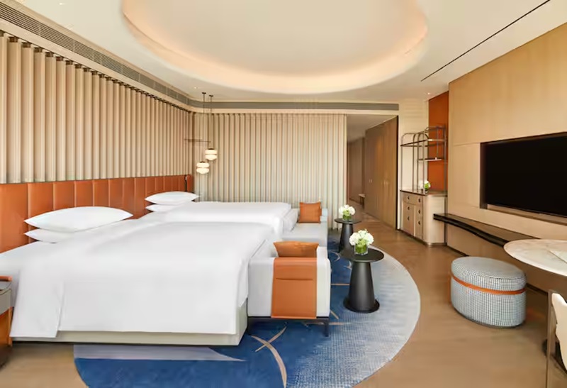 Twin Deluxe Lake View