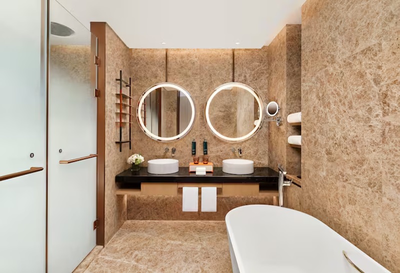 Twin Deluxe Lake View