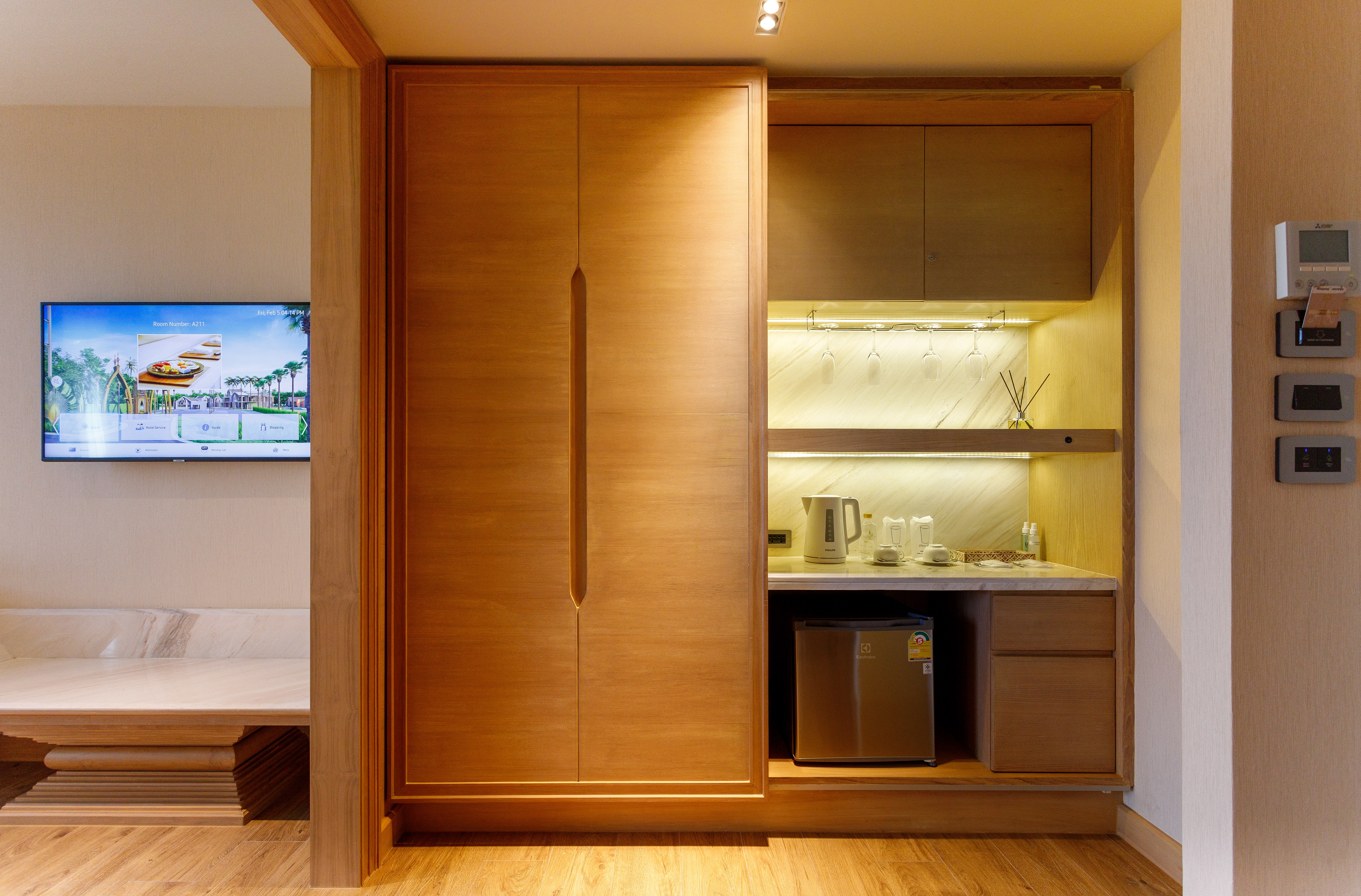 Twin Deluxe with Balcony