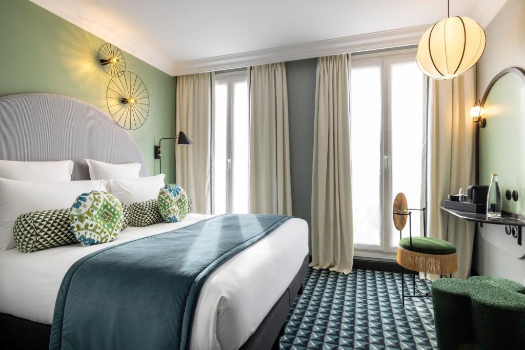 Double or Twin Standard