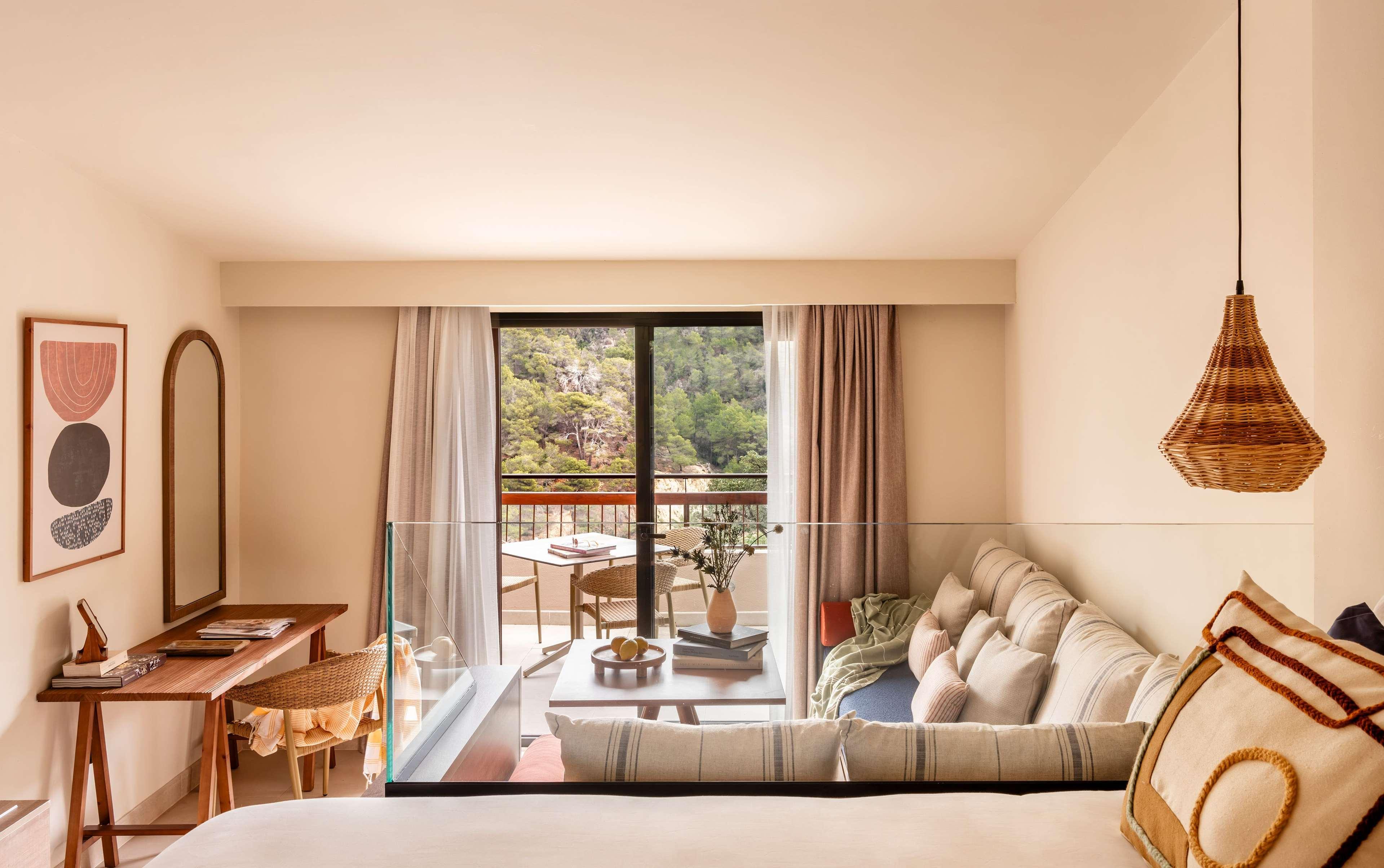 Junior Suite with Views