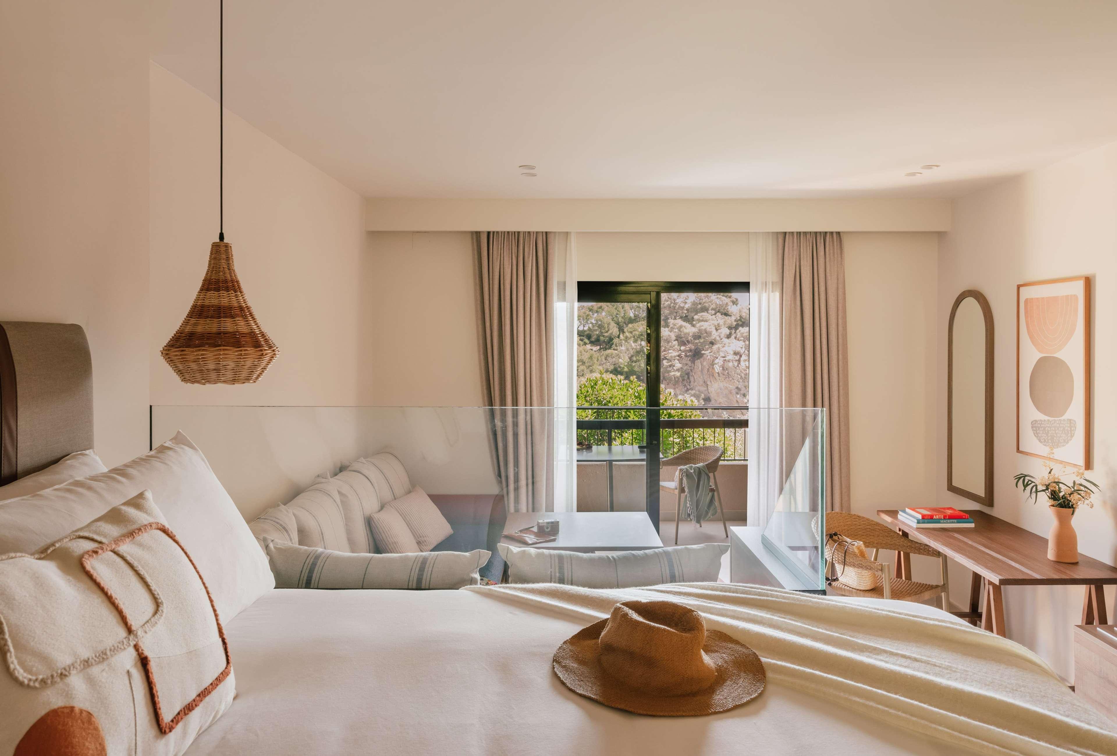 Junior Suite with Views