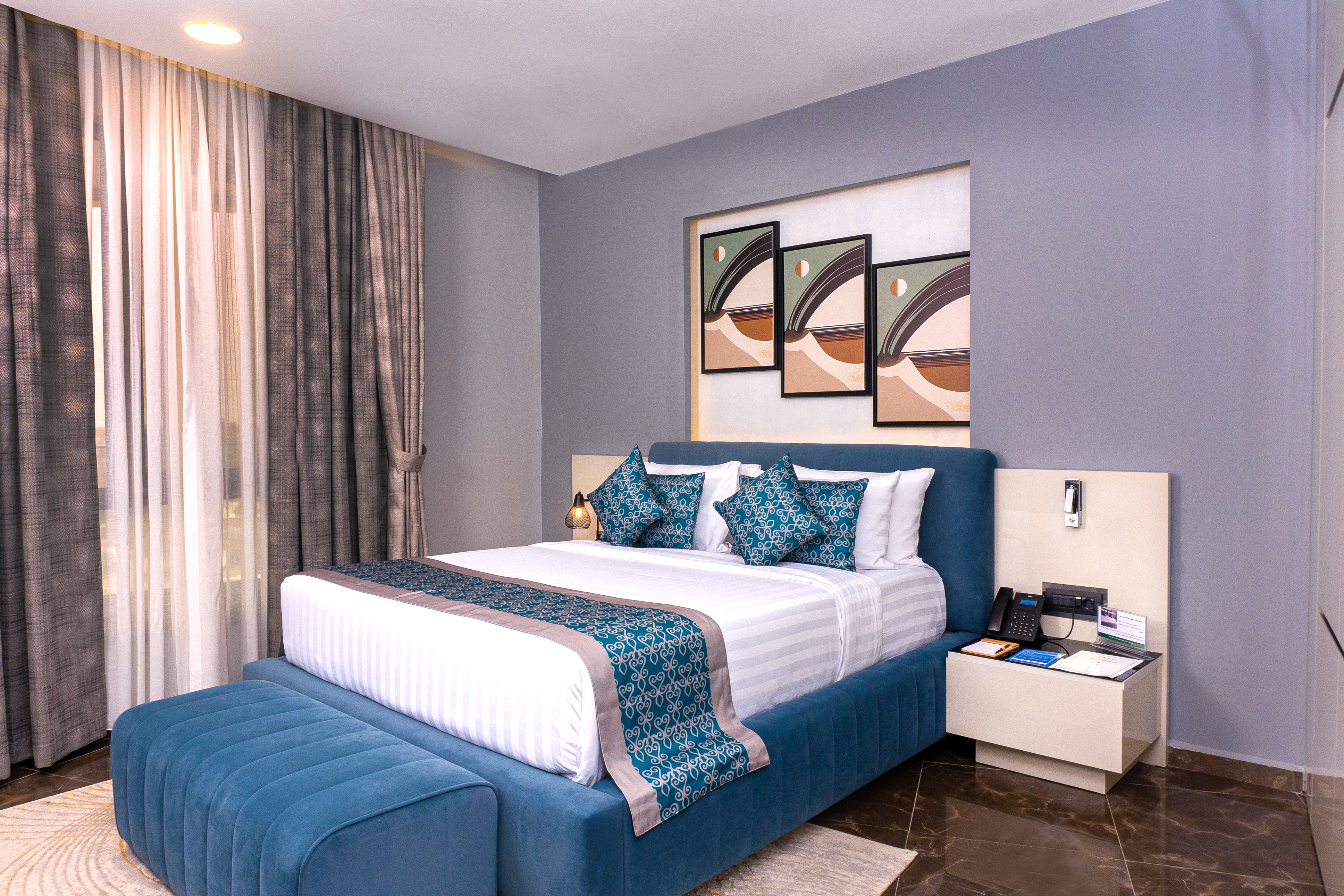 Double Deluxe King Bed