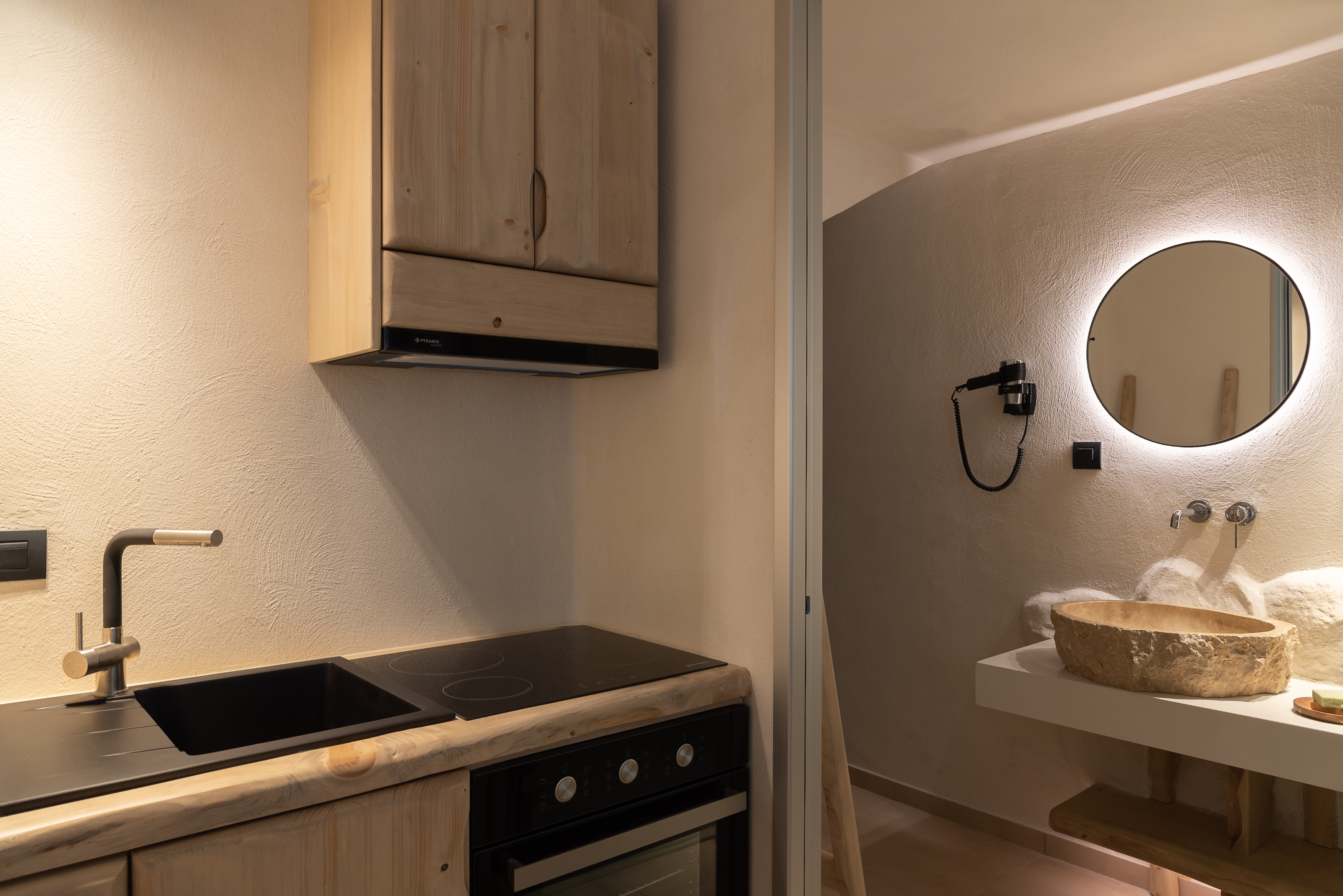 Junior Suite Pool View