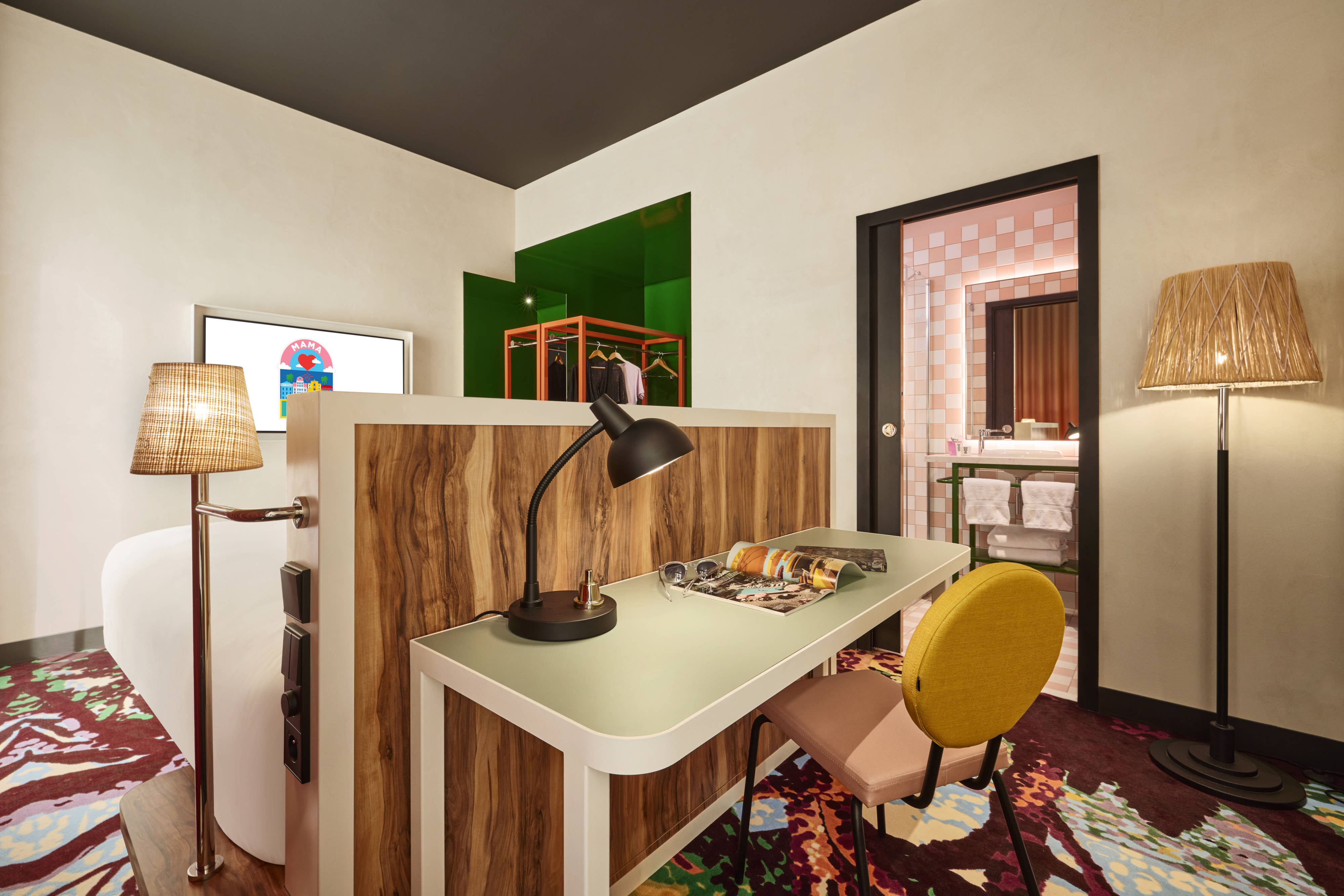 Double Accessible King Size Bed