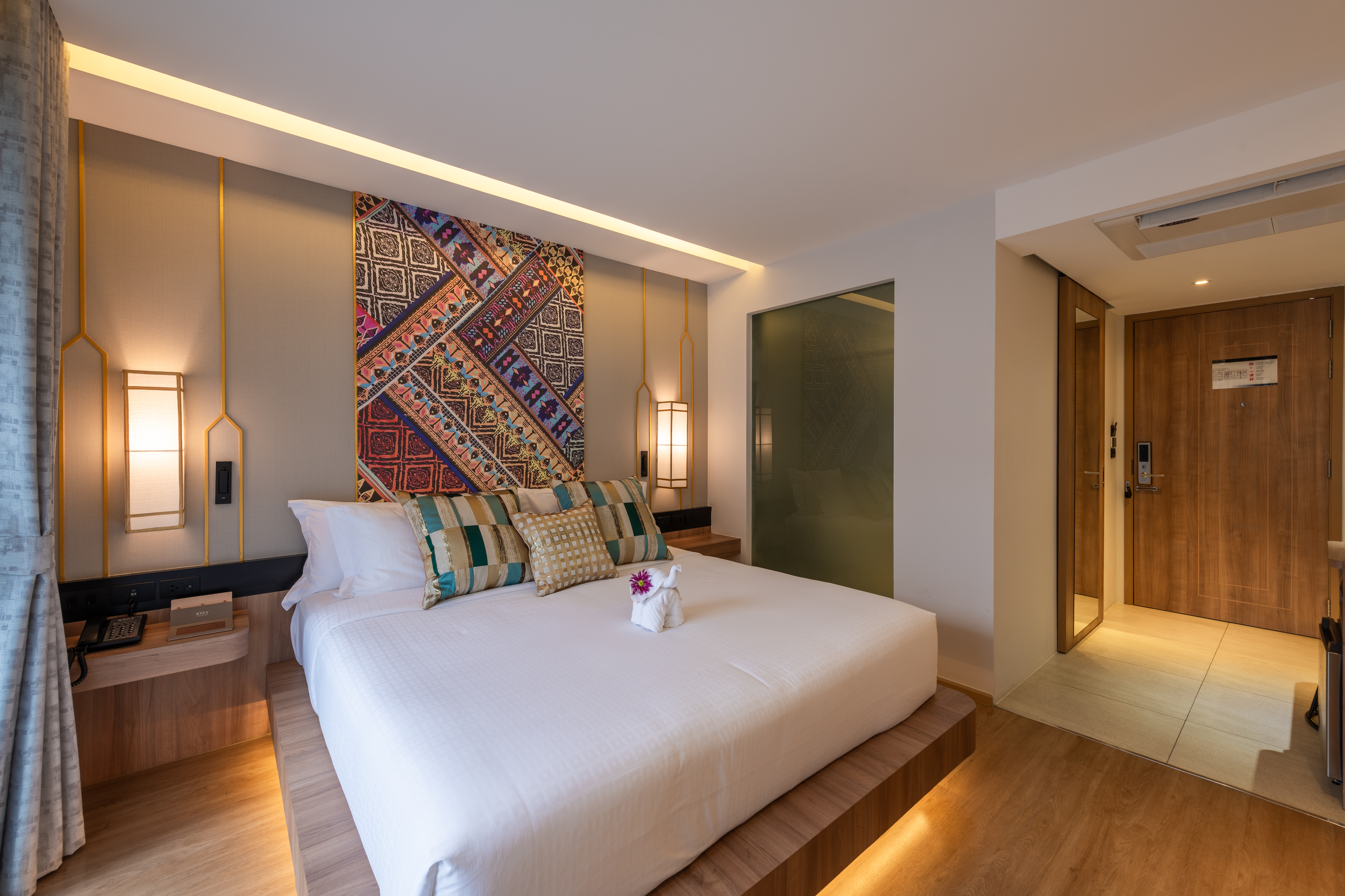 Double Deluxe King Bed