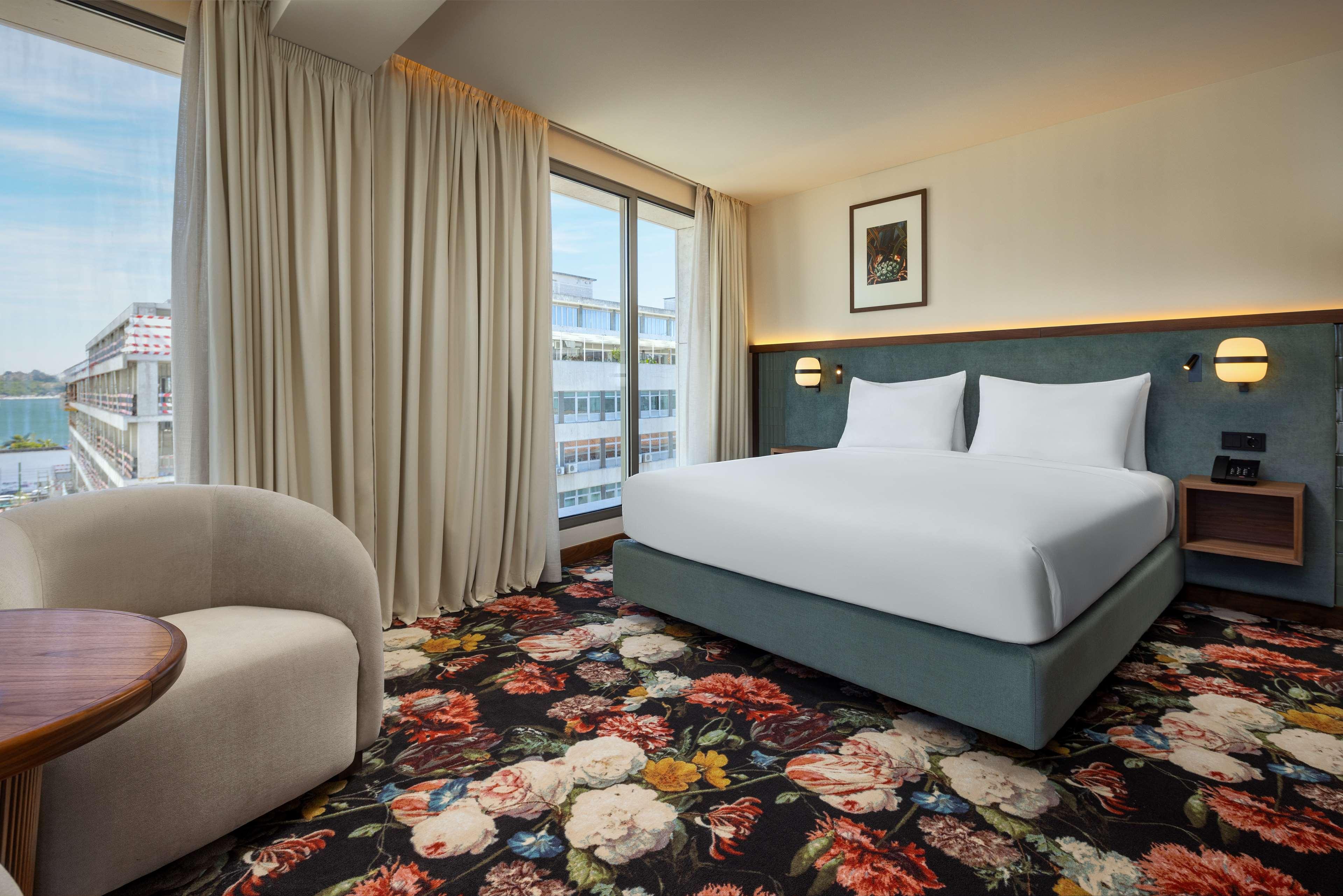 Double King Size Bed