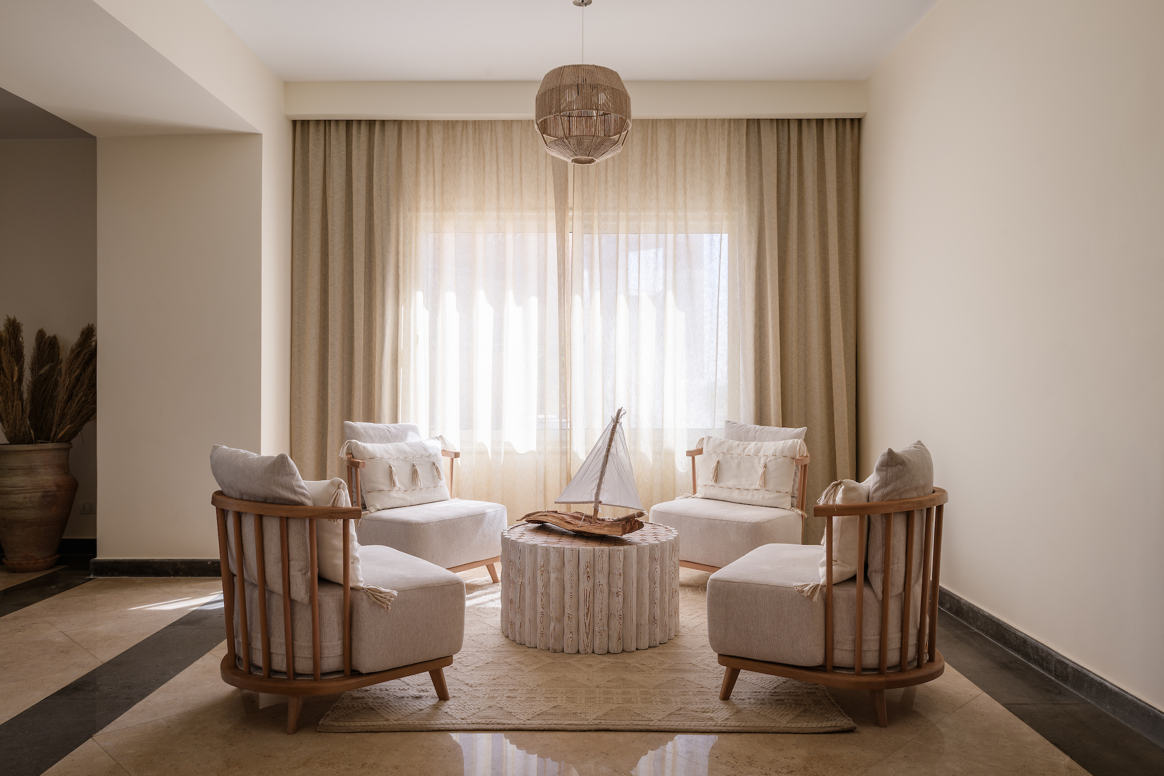 Villa Capacity 8 Three Bedrooms