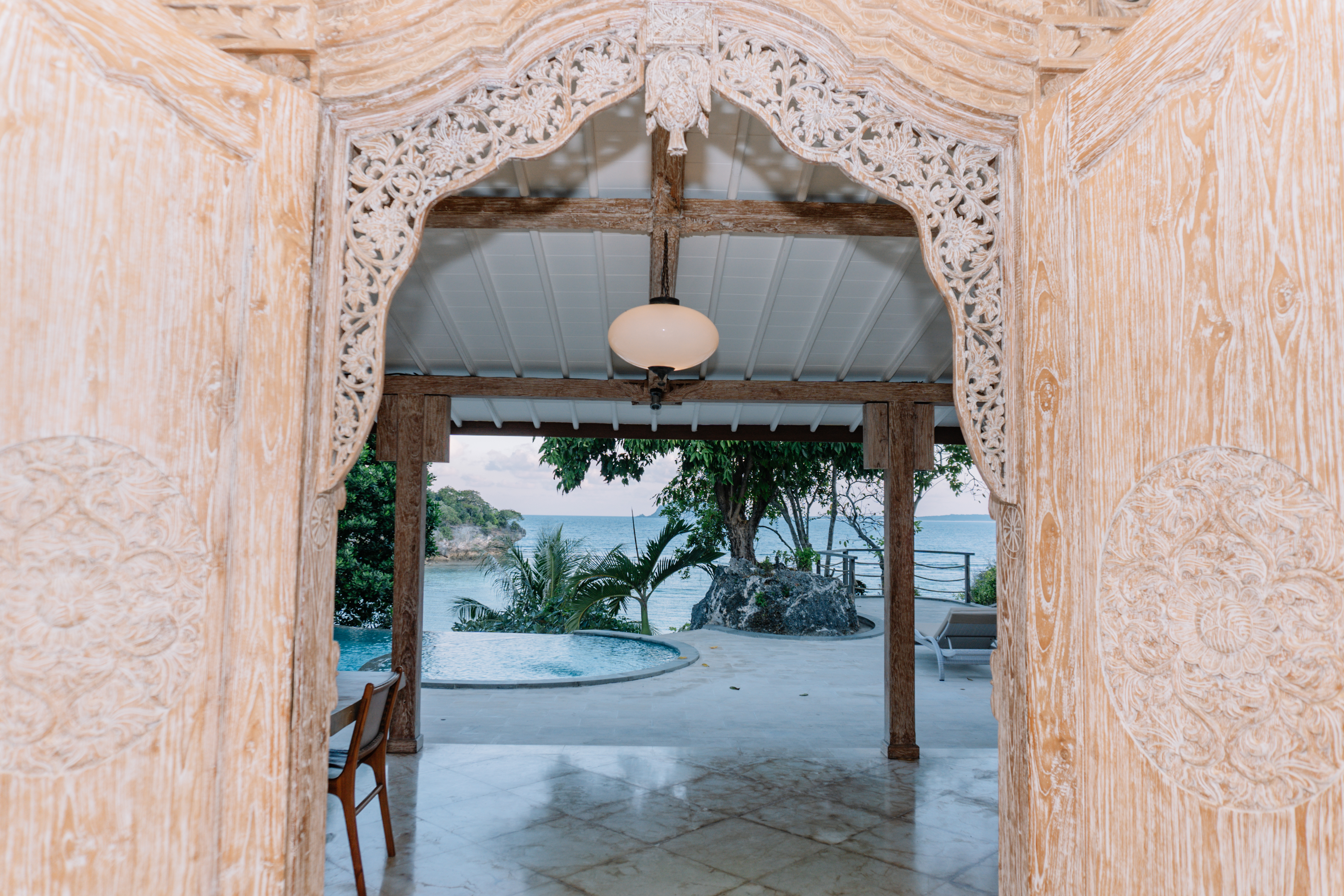 Villa Four Bedrooms with More Than Three Bathrooms