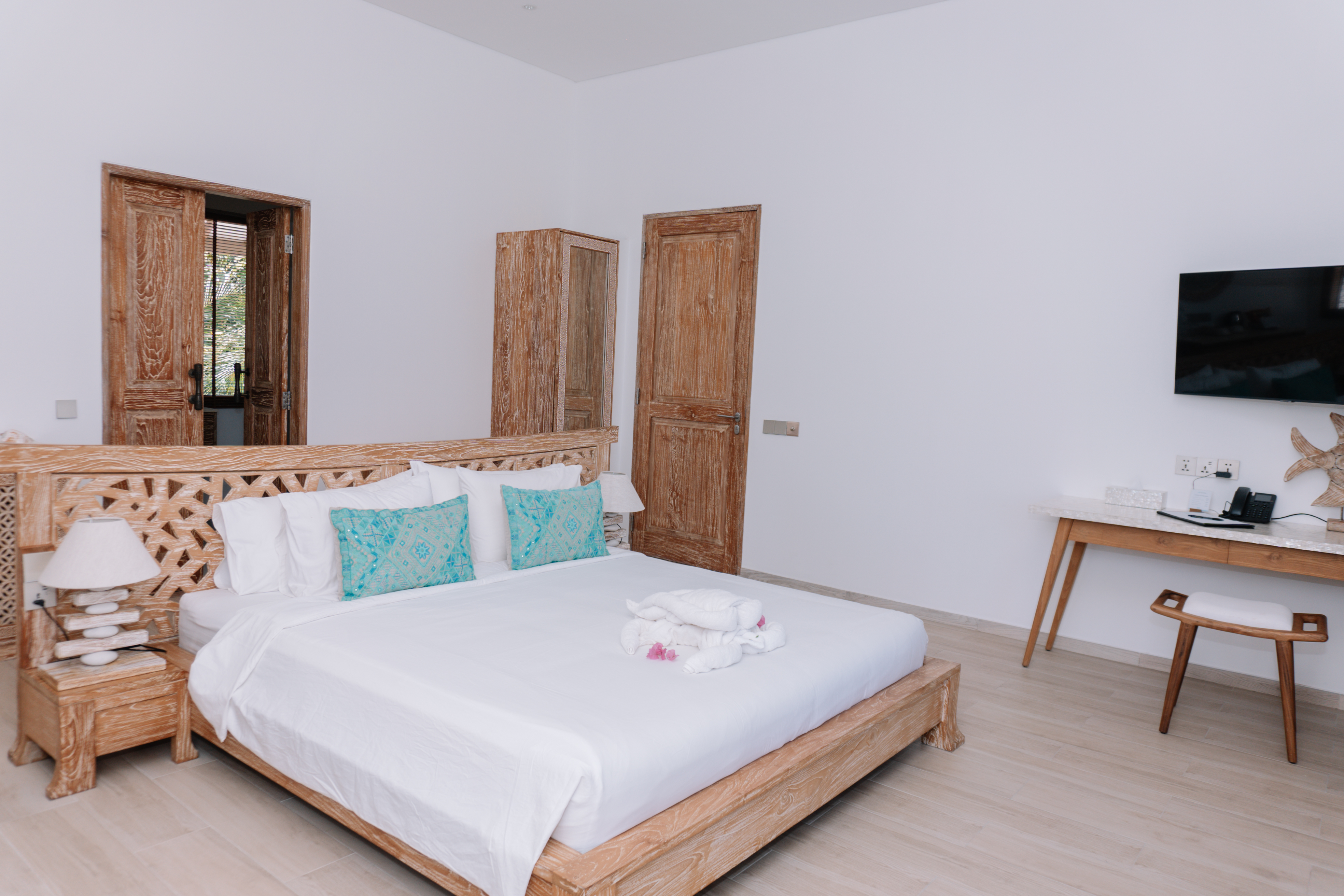 Apartment with Balcony