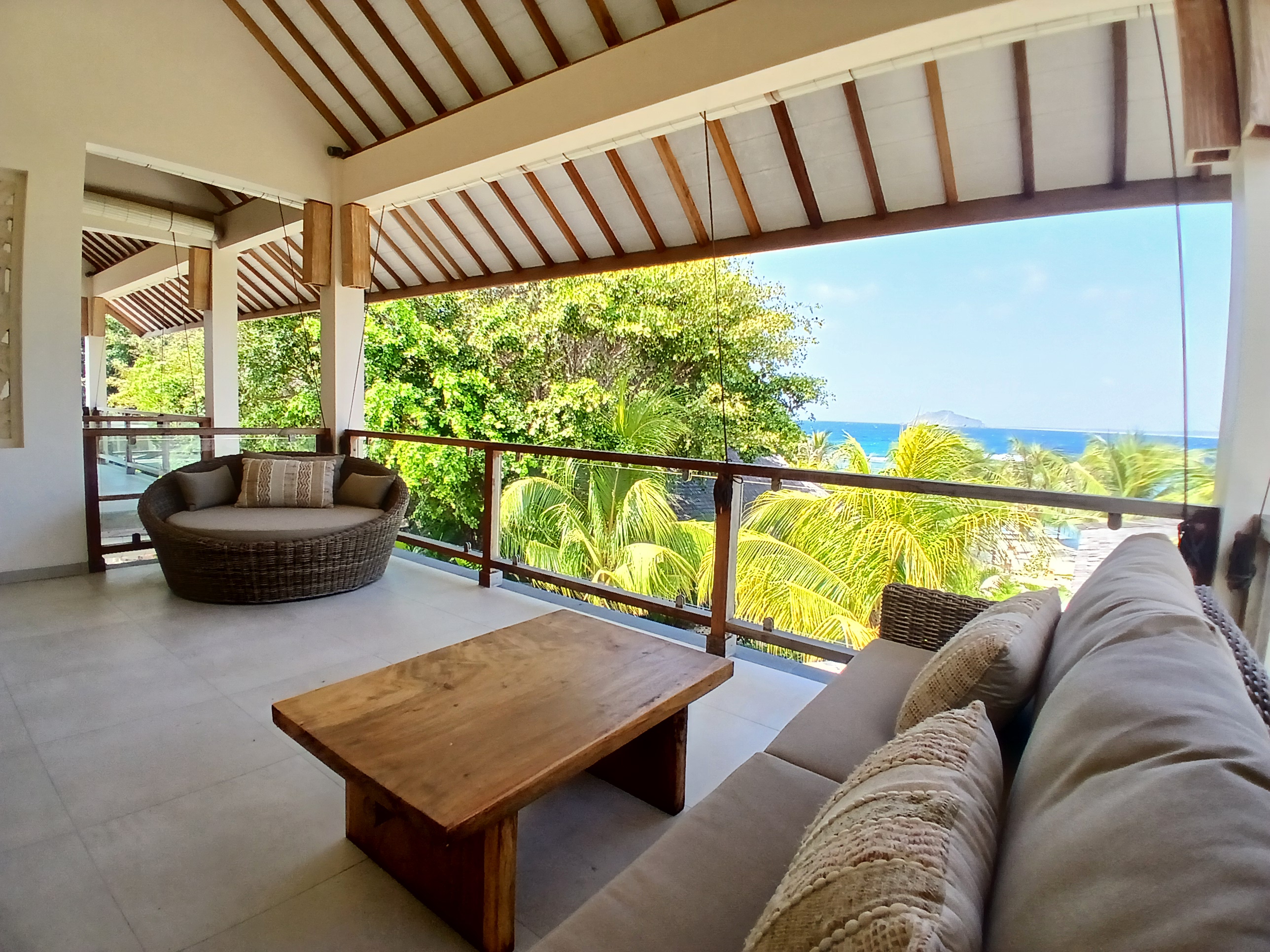 Apartment with Balcony