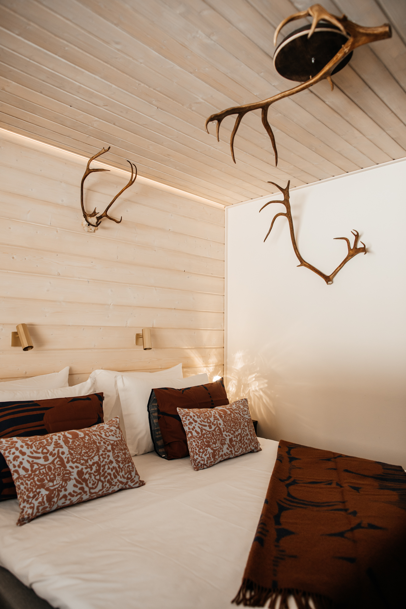 Double Deluxe Queen Bed