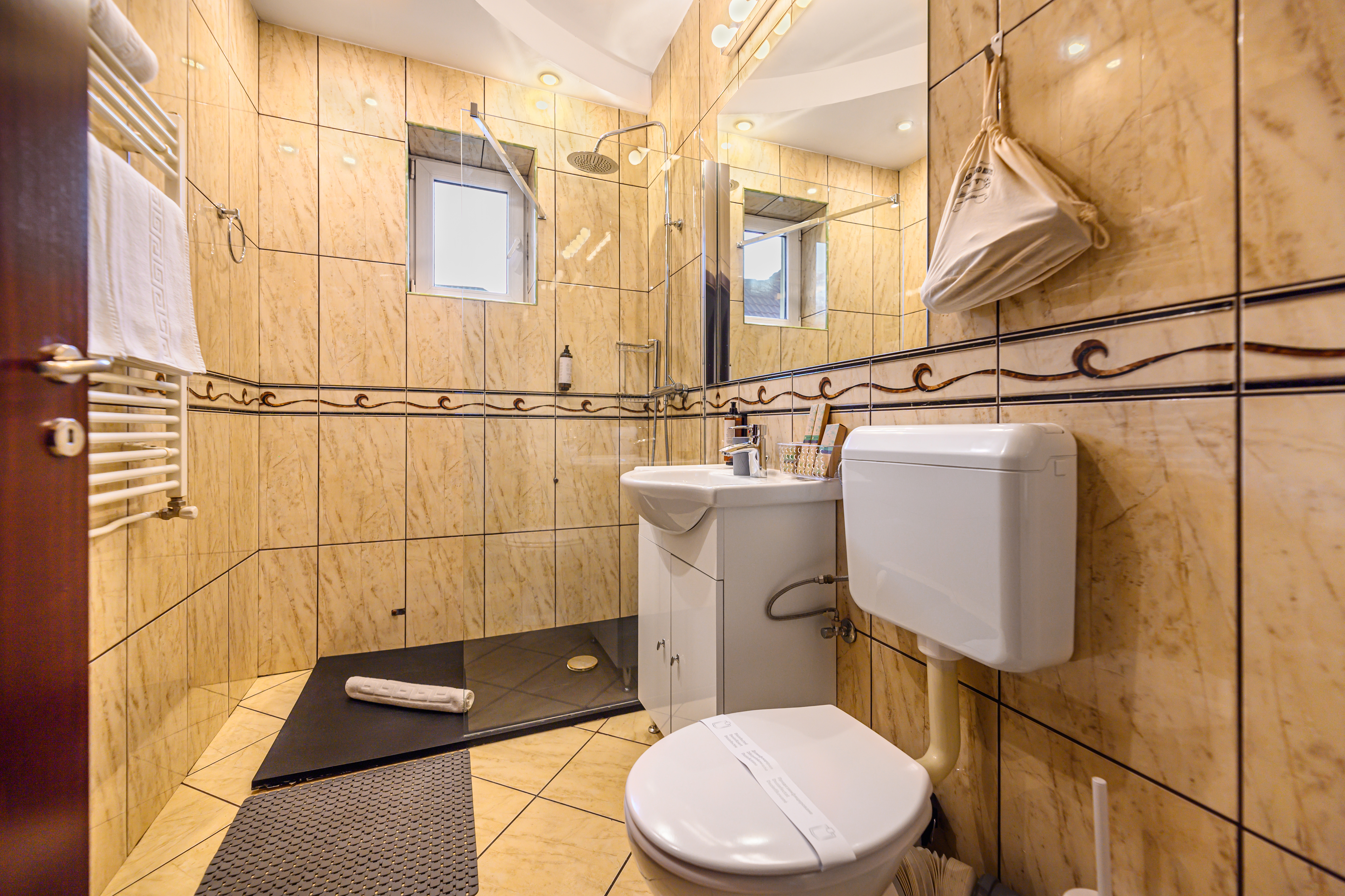 Family Room Superior