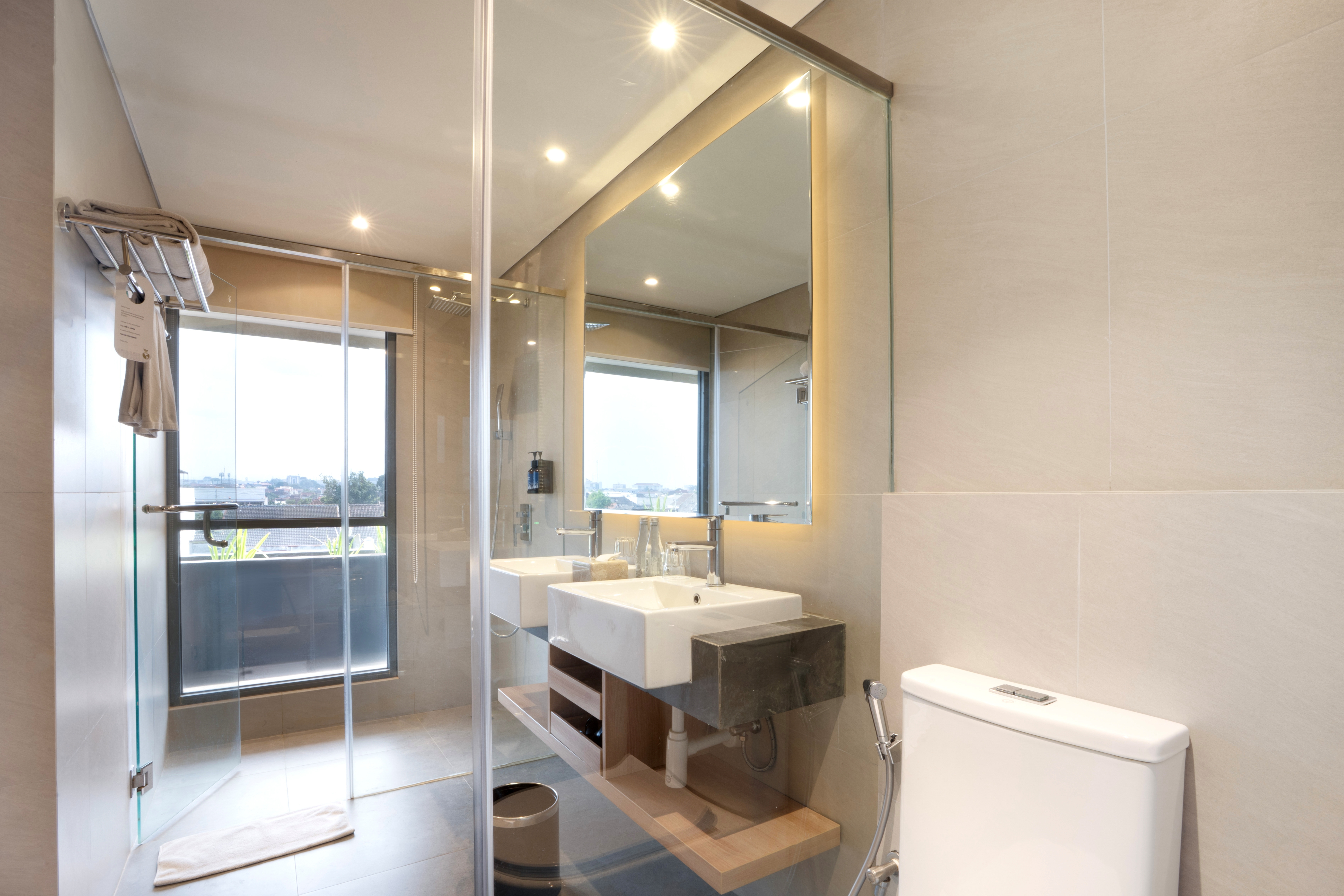 Suite Deluxe with Balcony