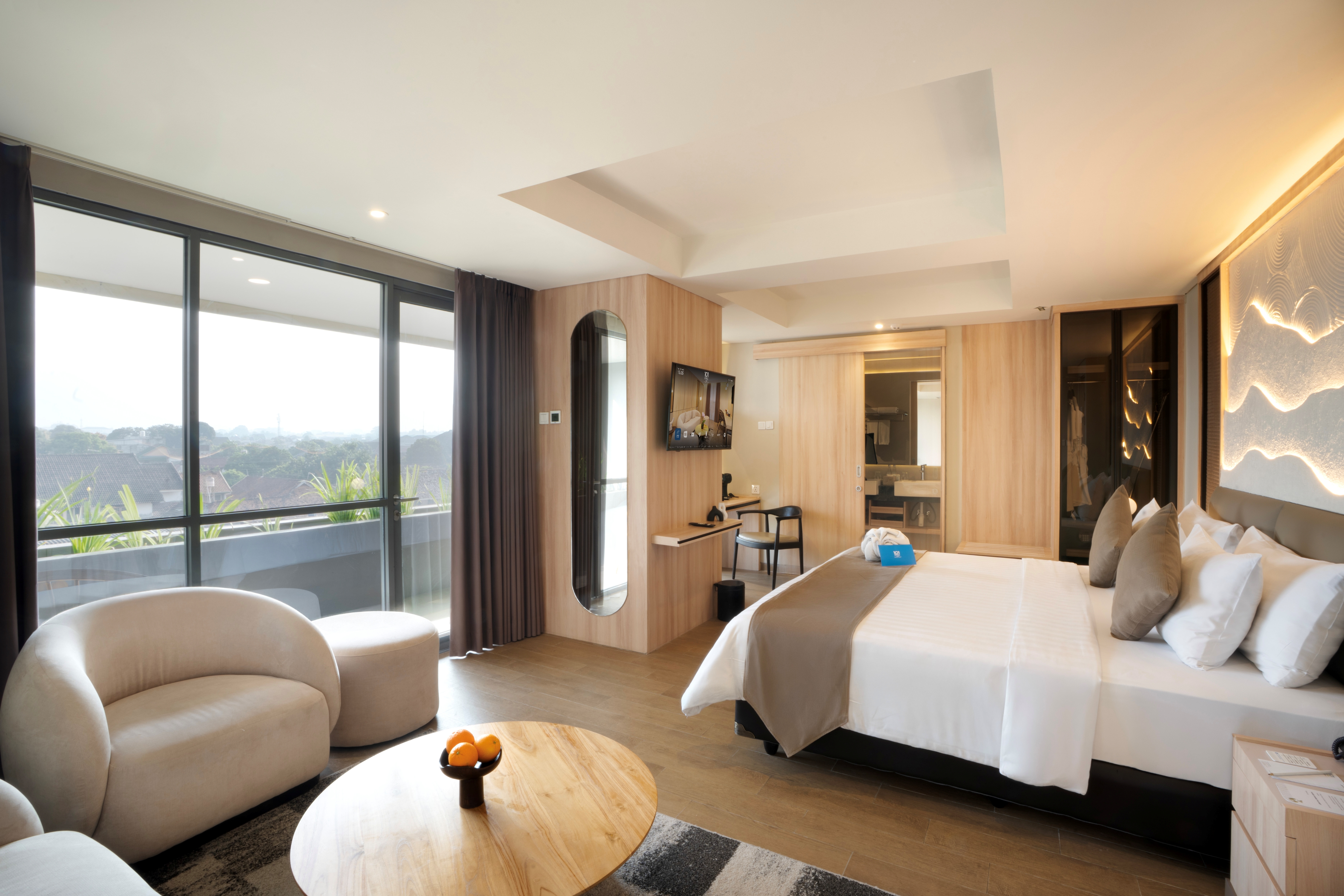 Suite Deluxe with Balcony