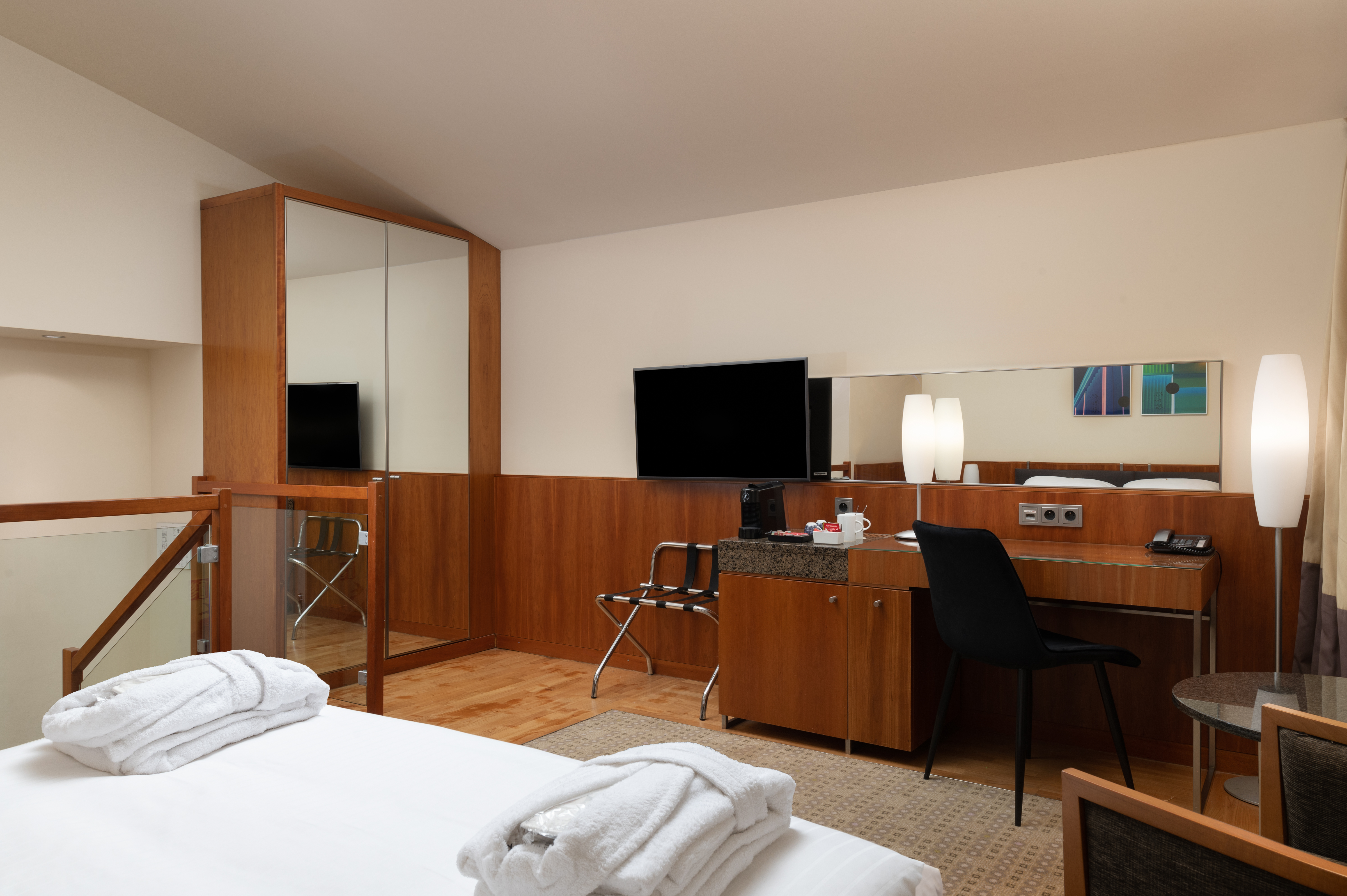 Room Superior Queen Bed