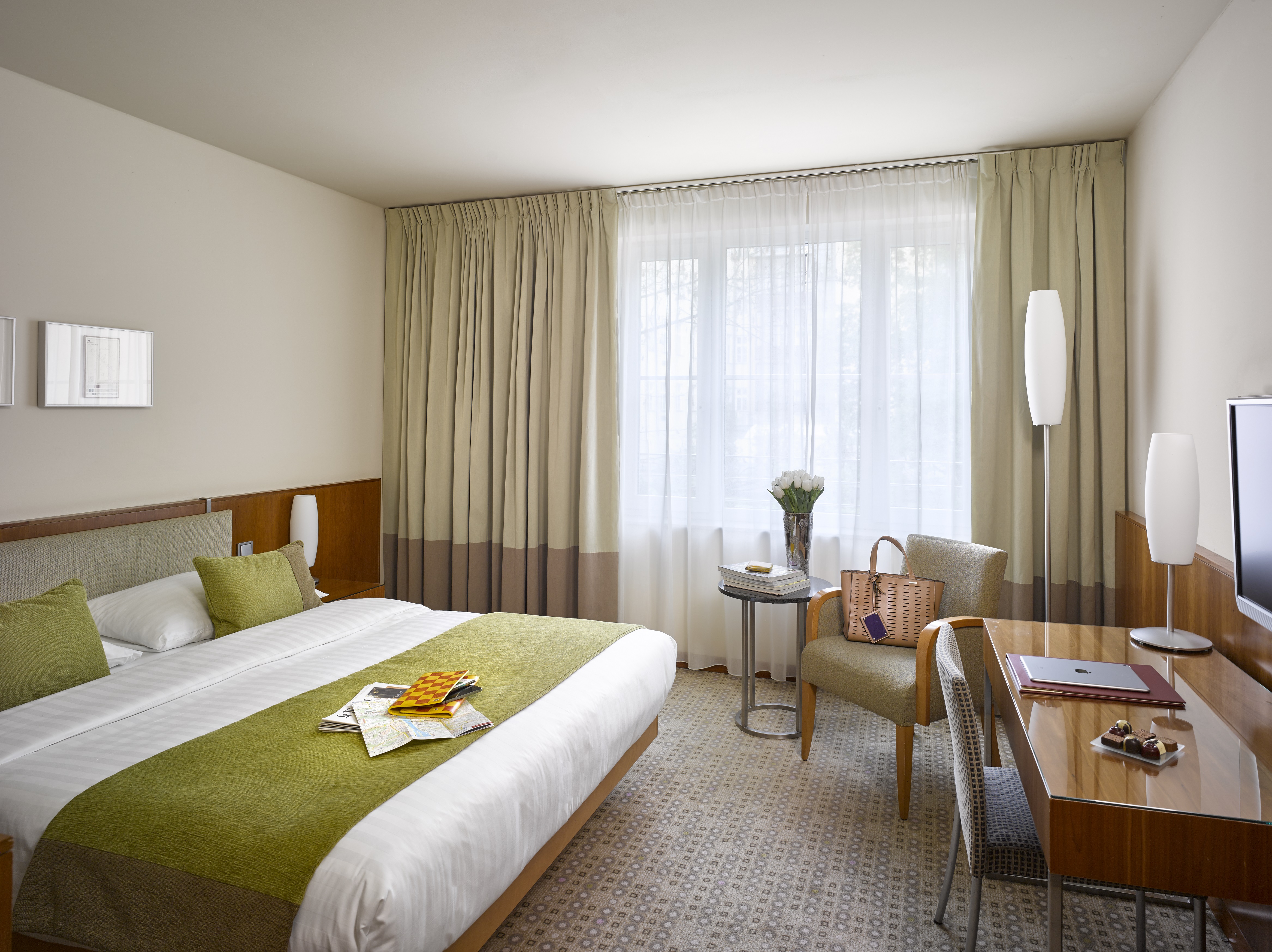 Double Single Guest Room