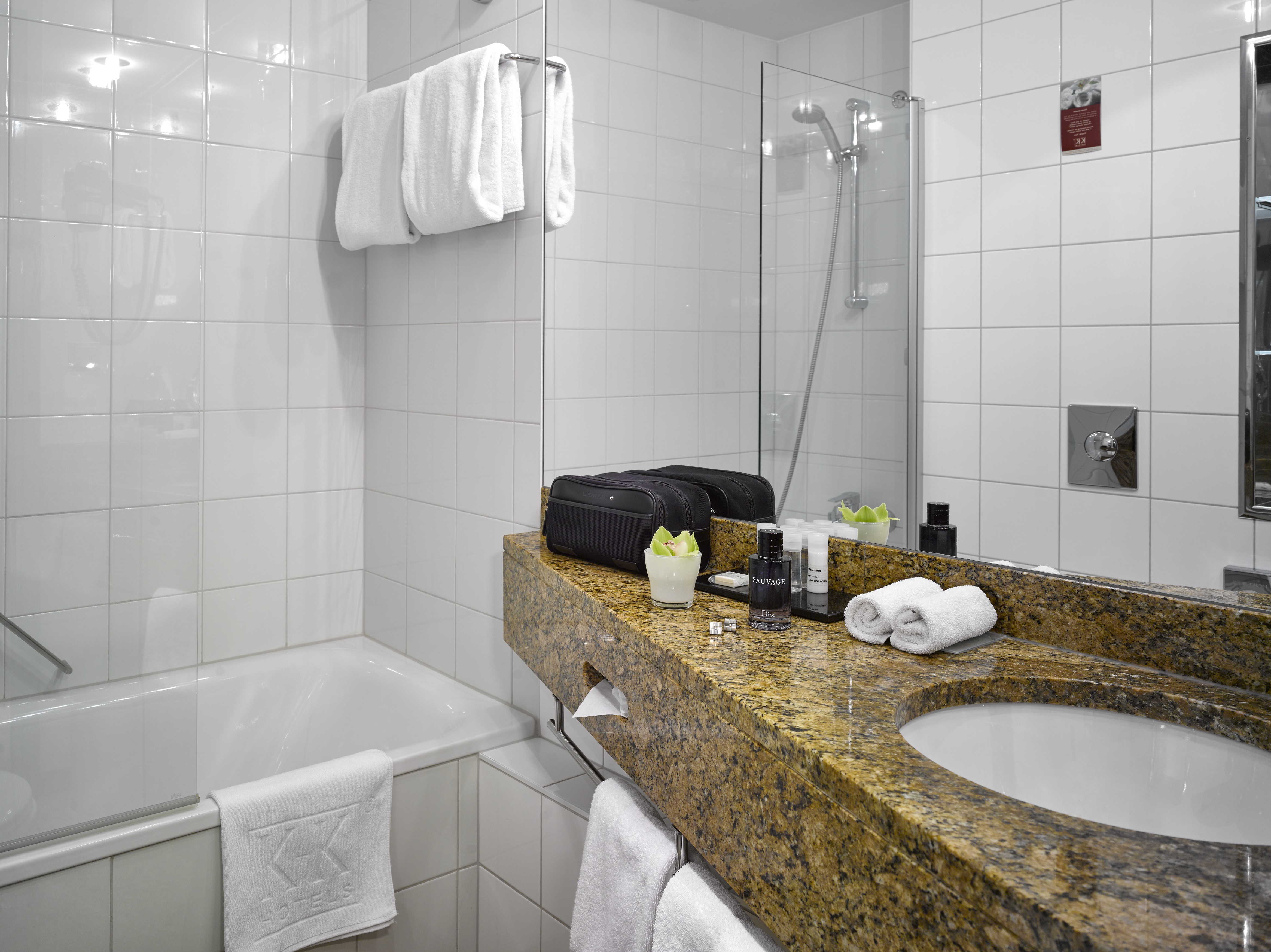 Double Single Guest Room