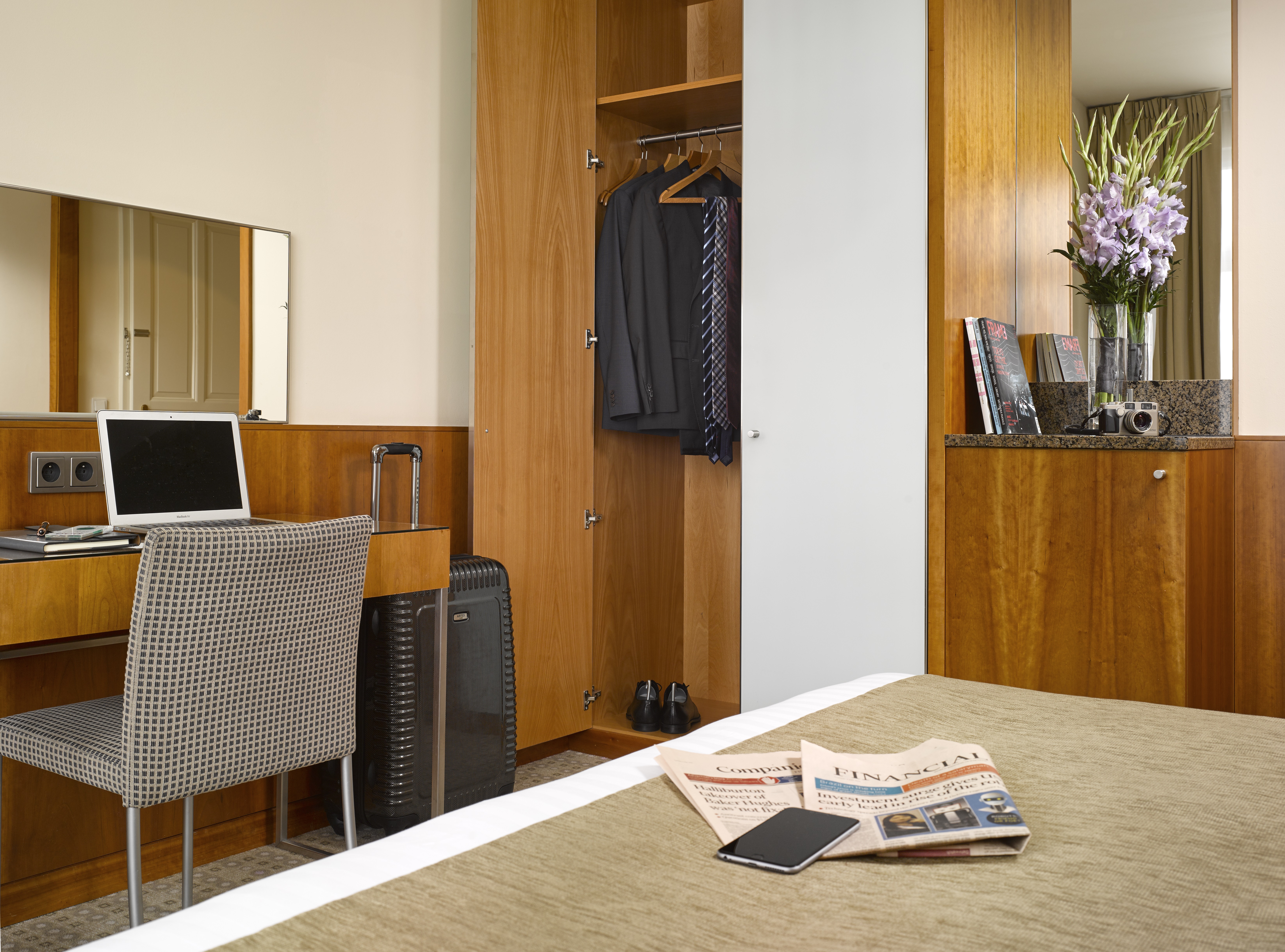 Double or Twin Guest Room