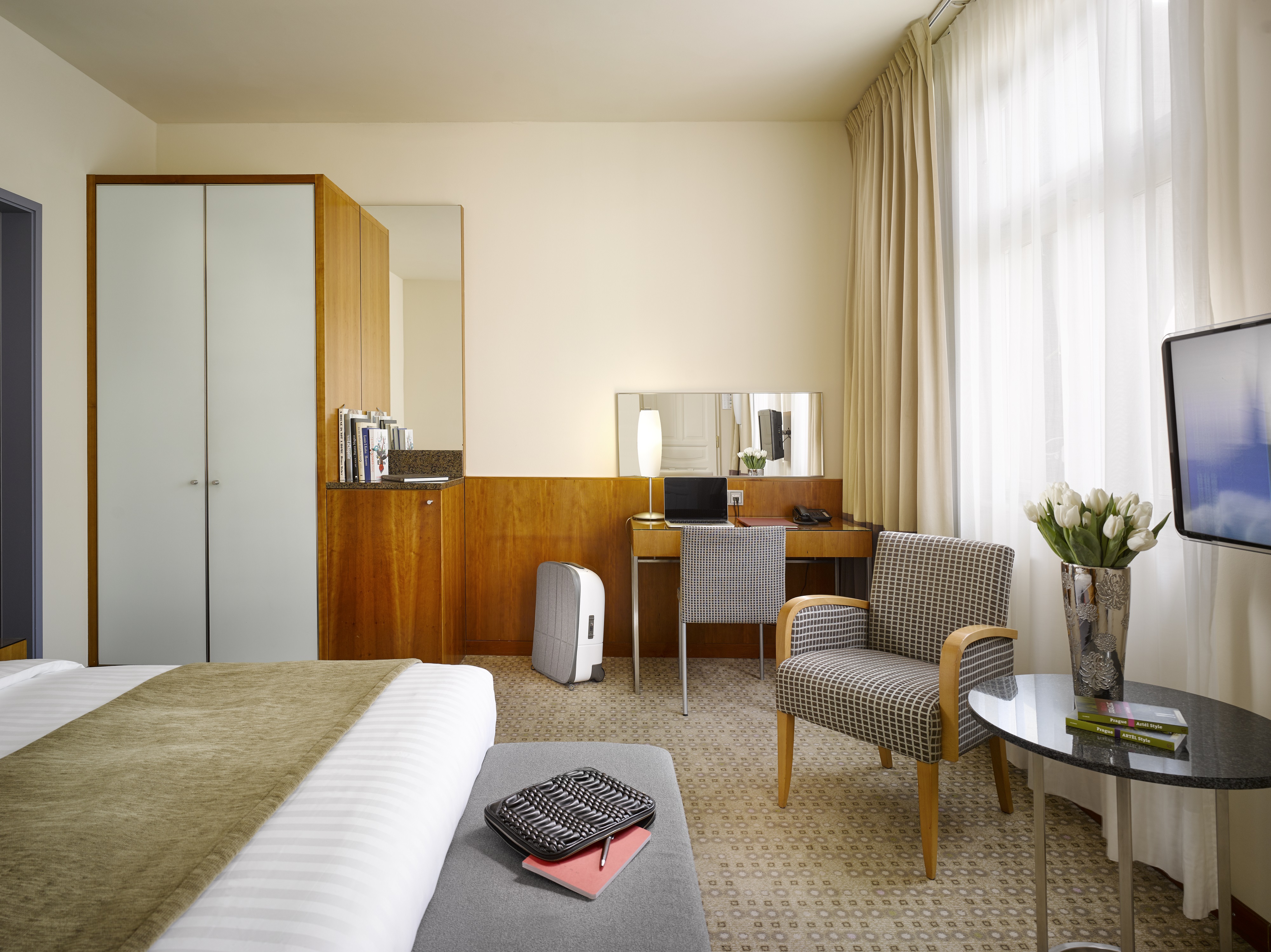 Double Single Guest Room