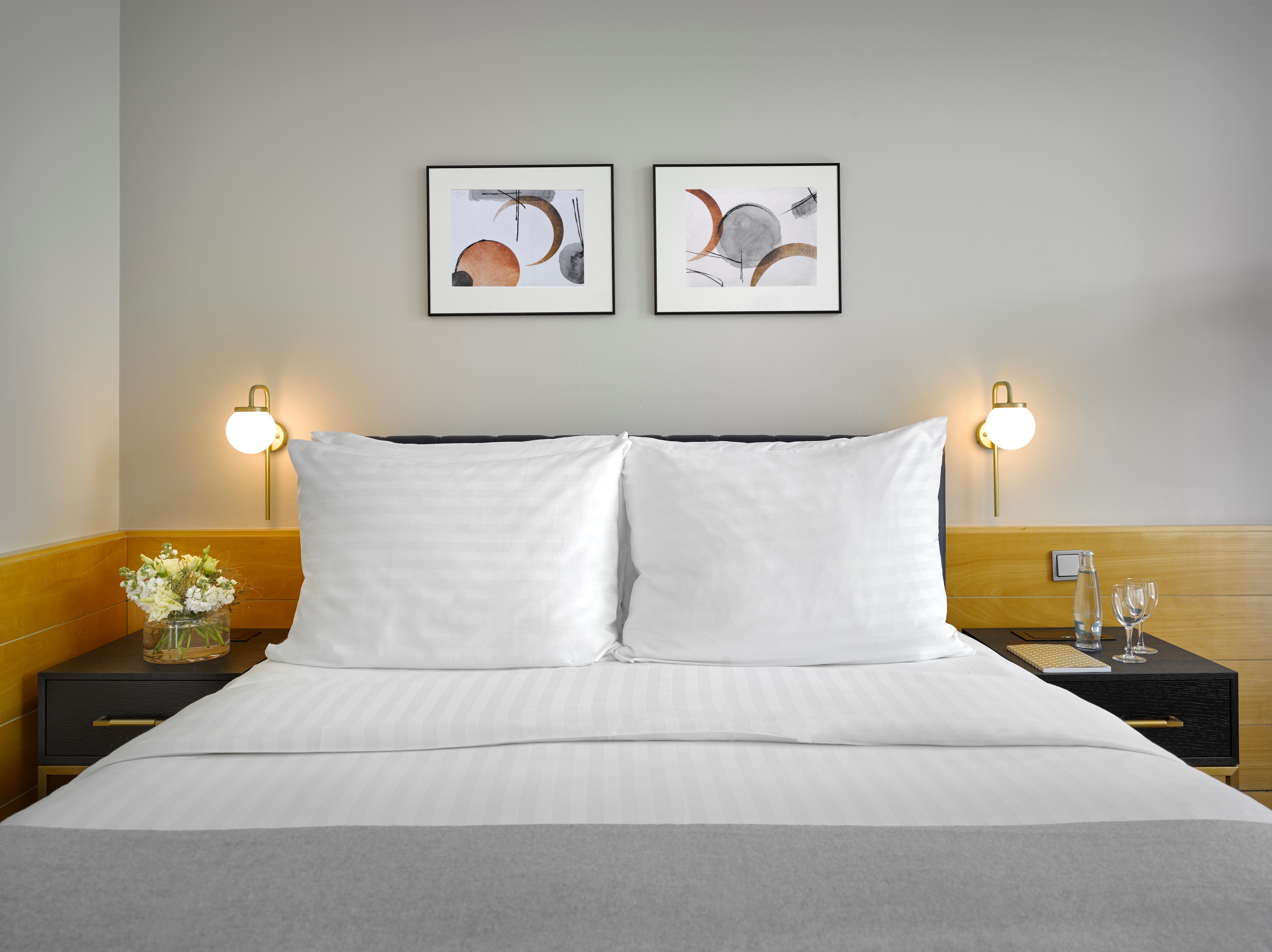 Double or Twin Standard