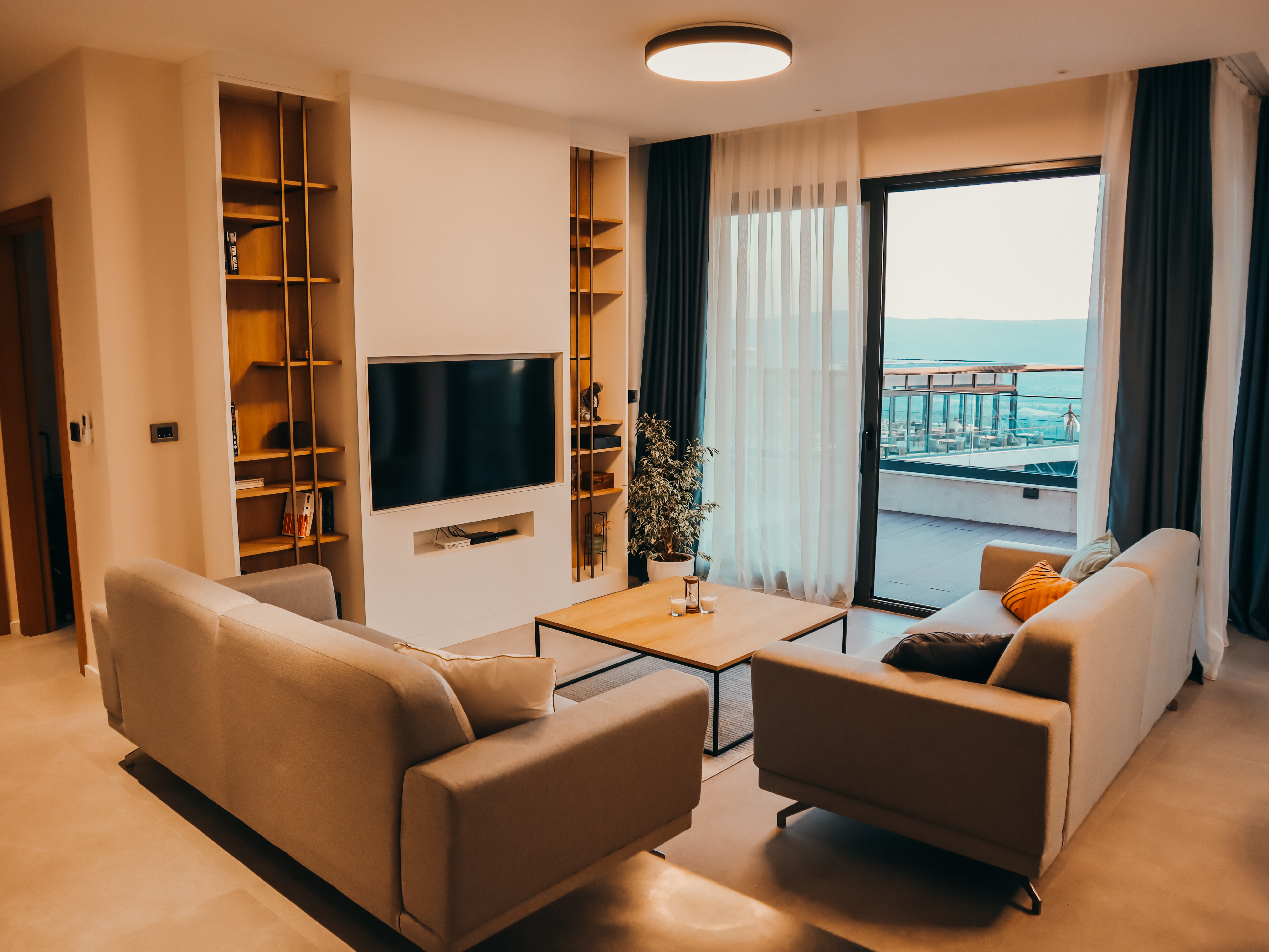 Apartment Presidential with Views