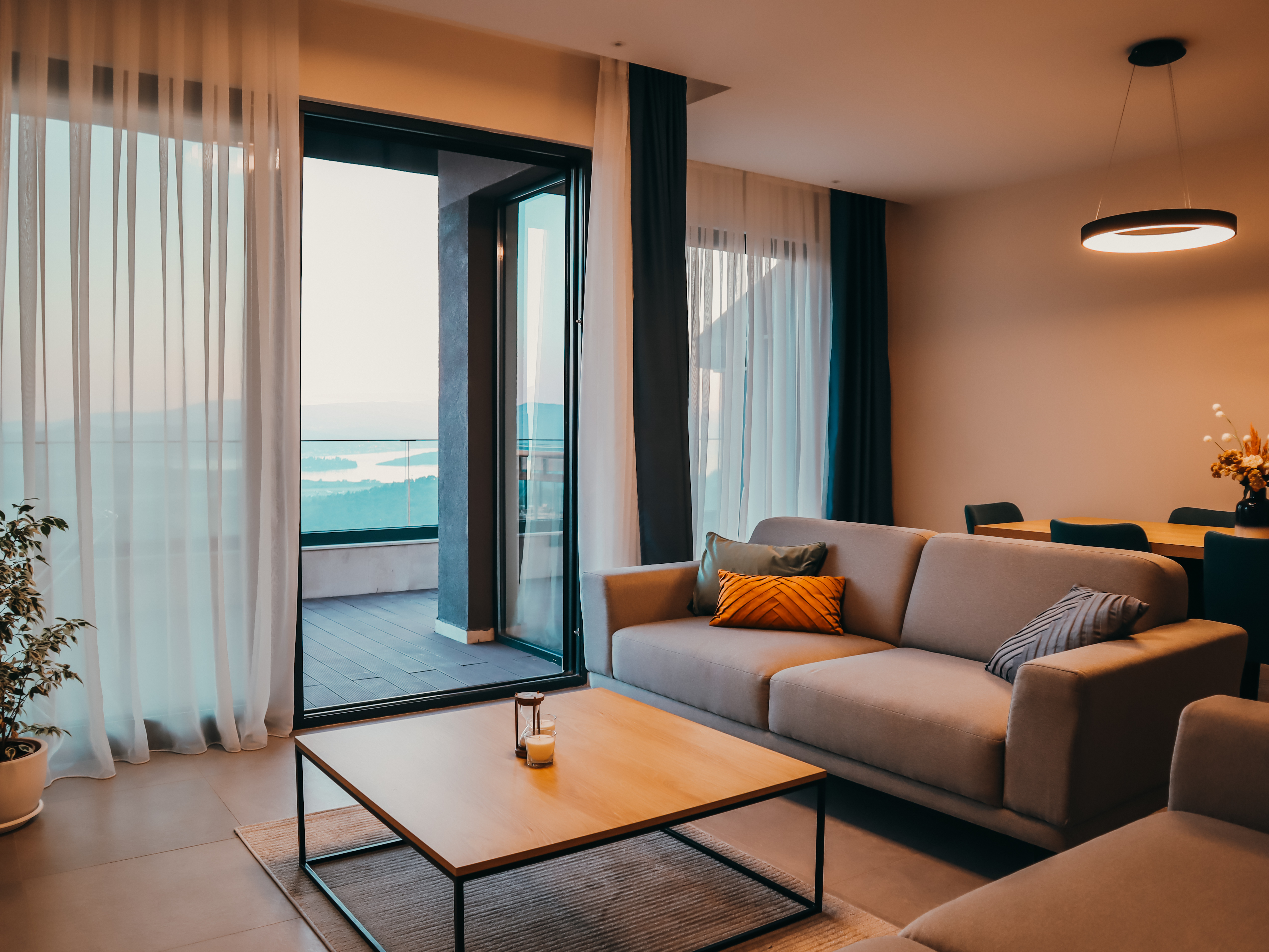 Apartment Presidential with Views