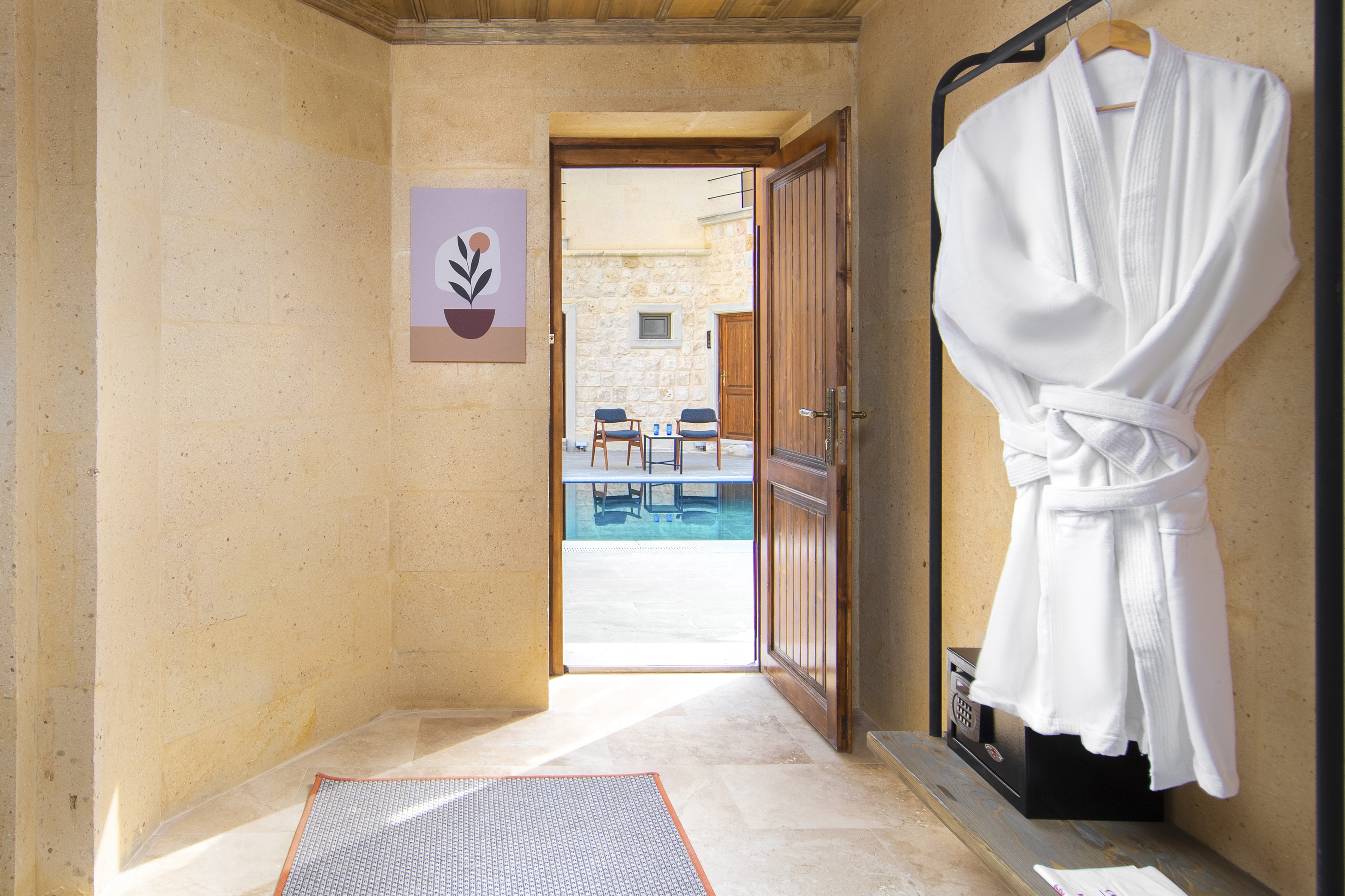 Double Deluxe King Bed