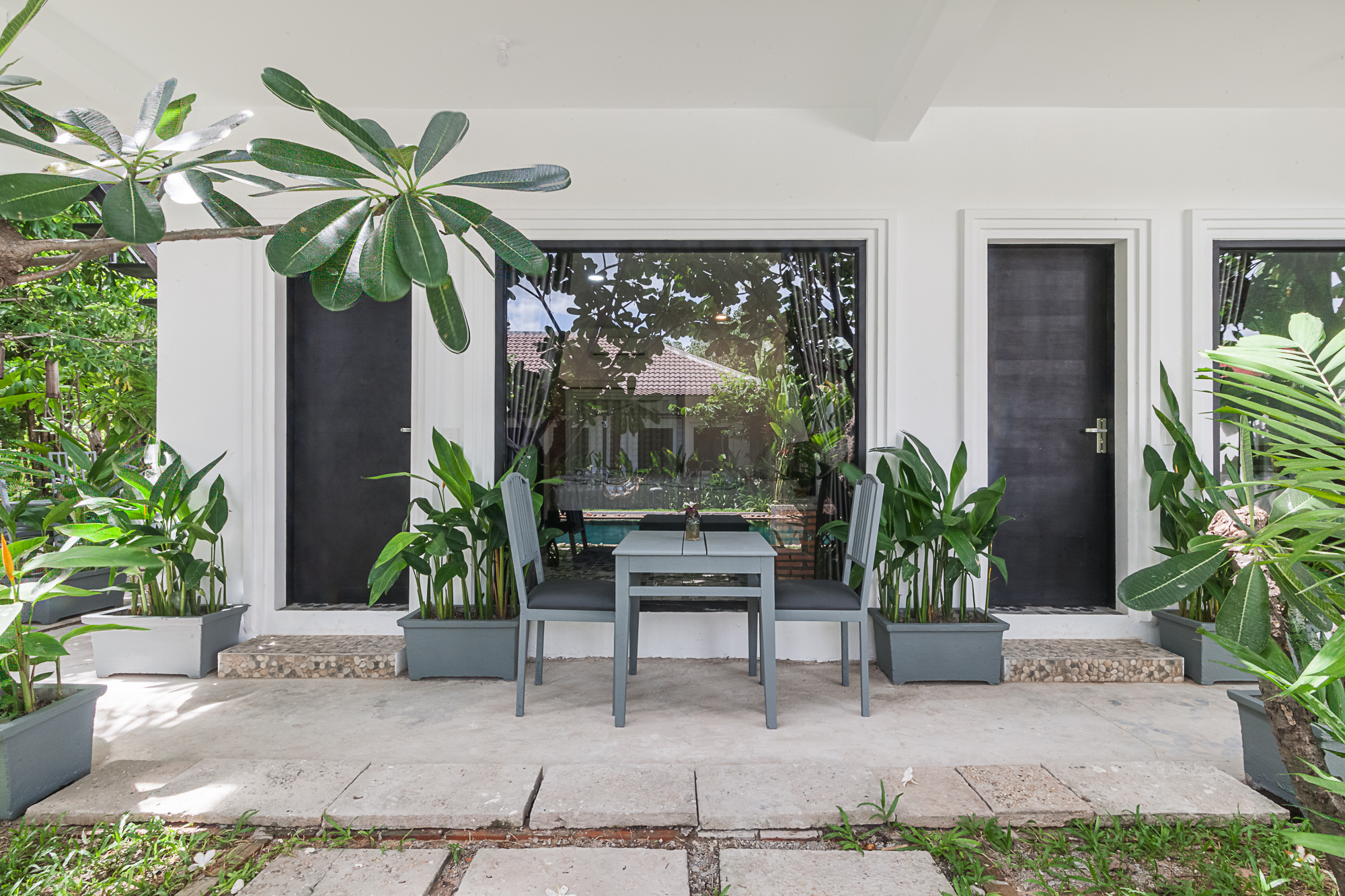 Double Deluxe Pool View