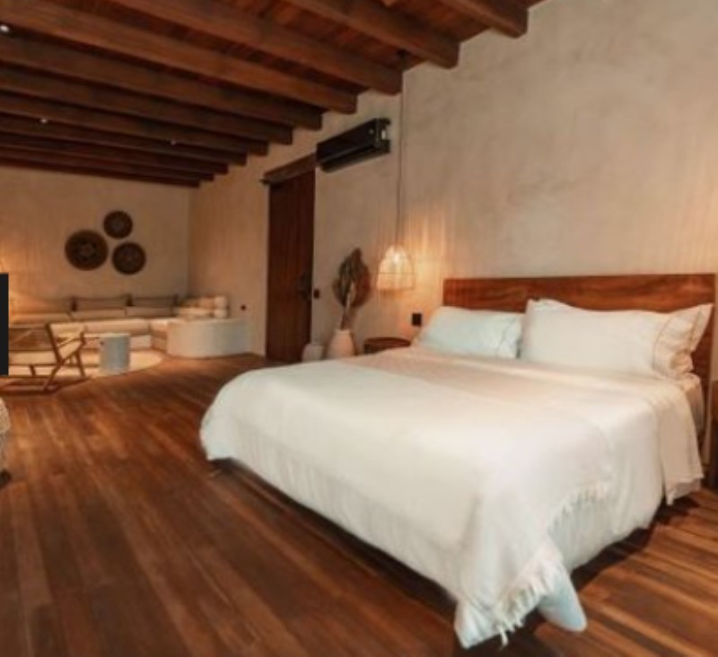 Double King Size Bed