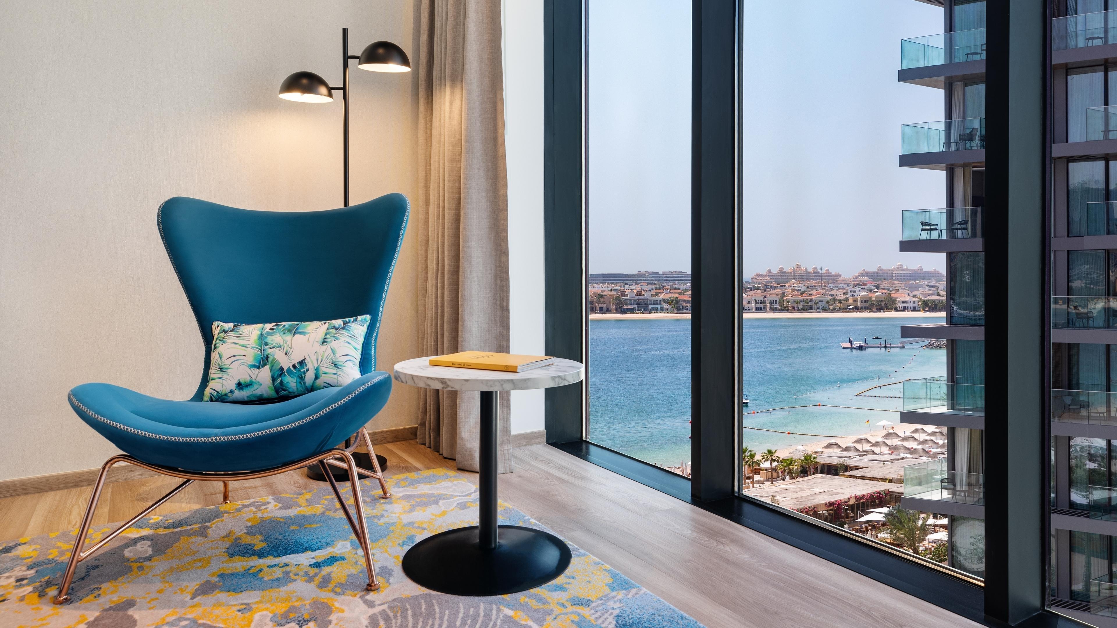 Twin Deluxe Side Sea View