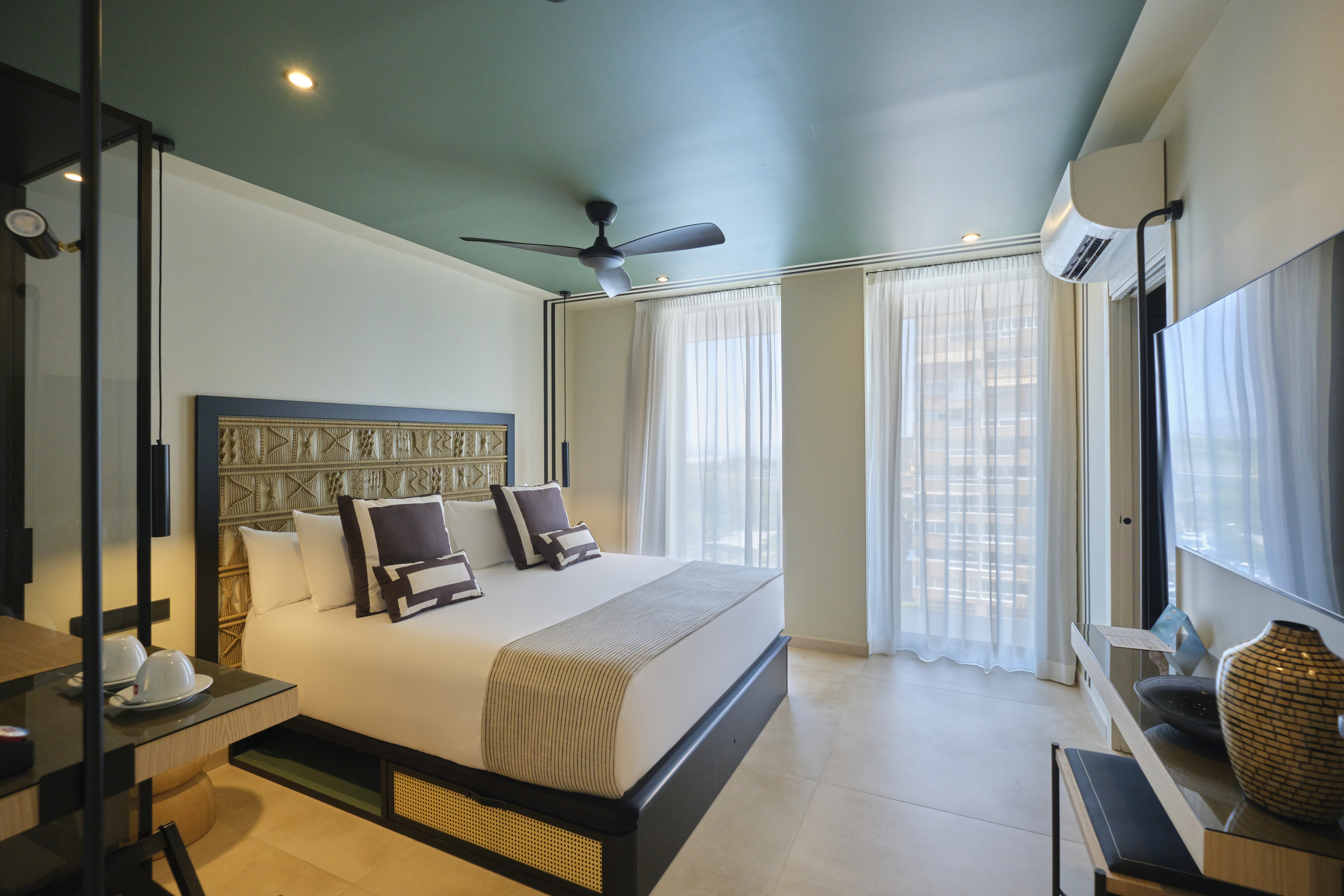 Double Single with Balcony