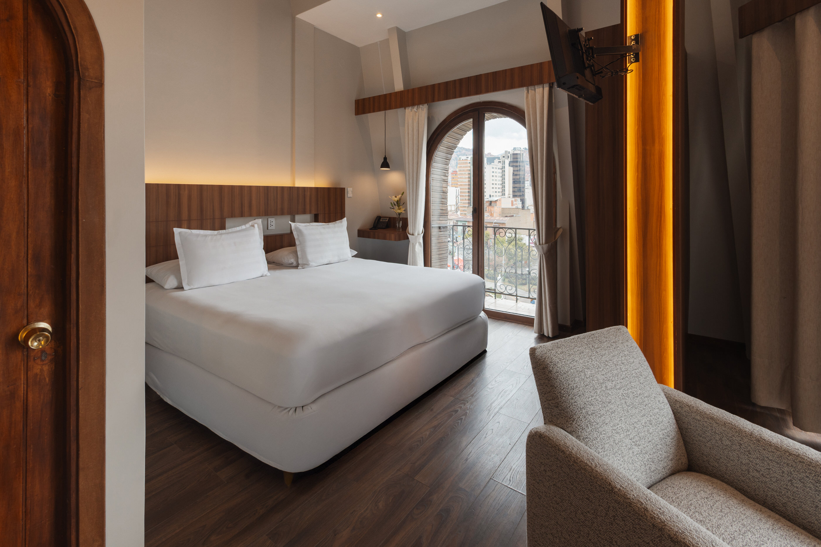 Suite Deluxe with Balcony