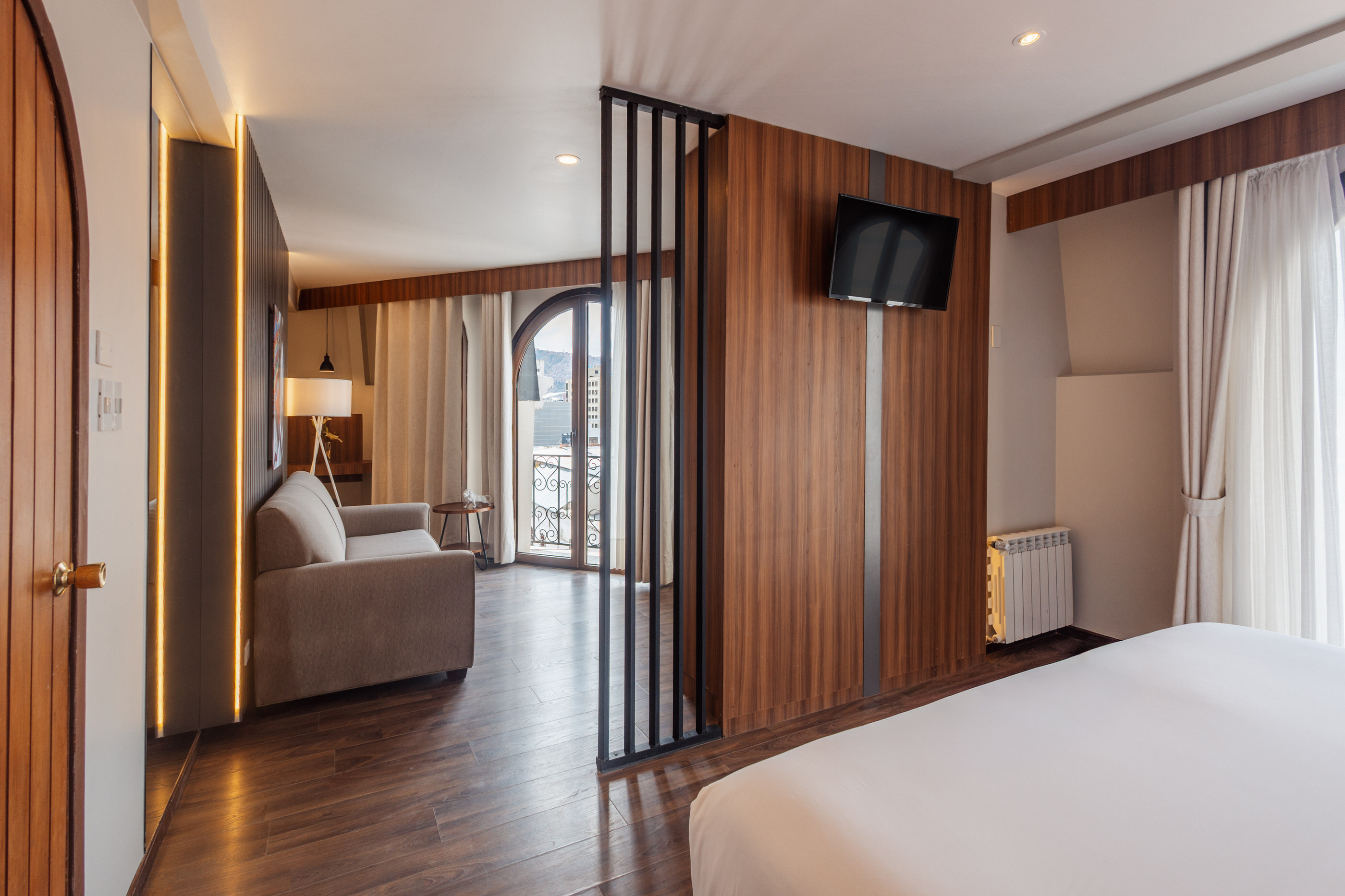 Suite Deluxe with Balcony