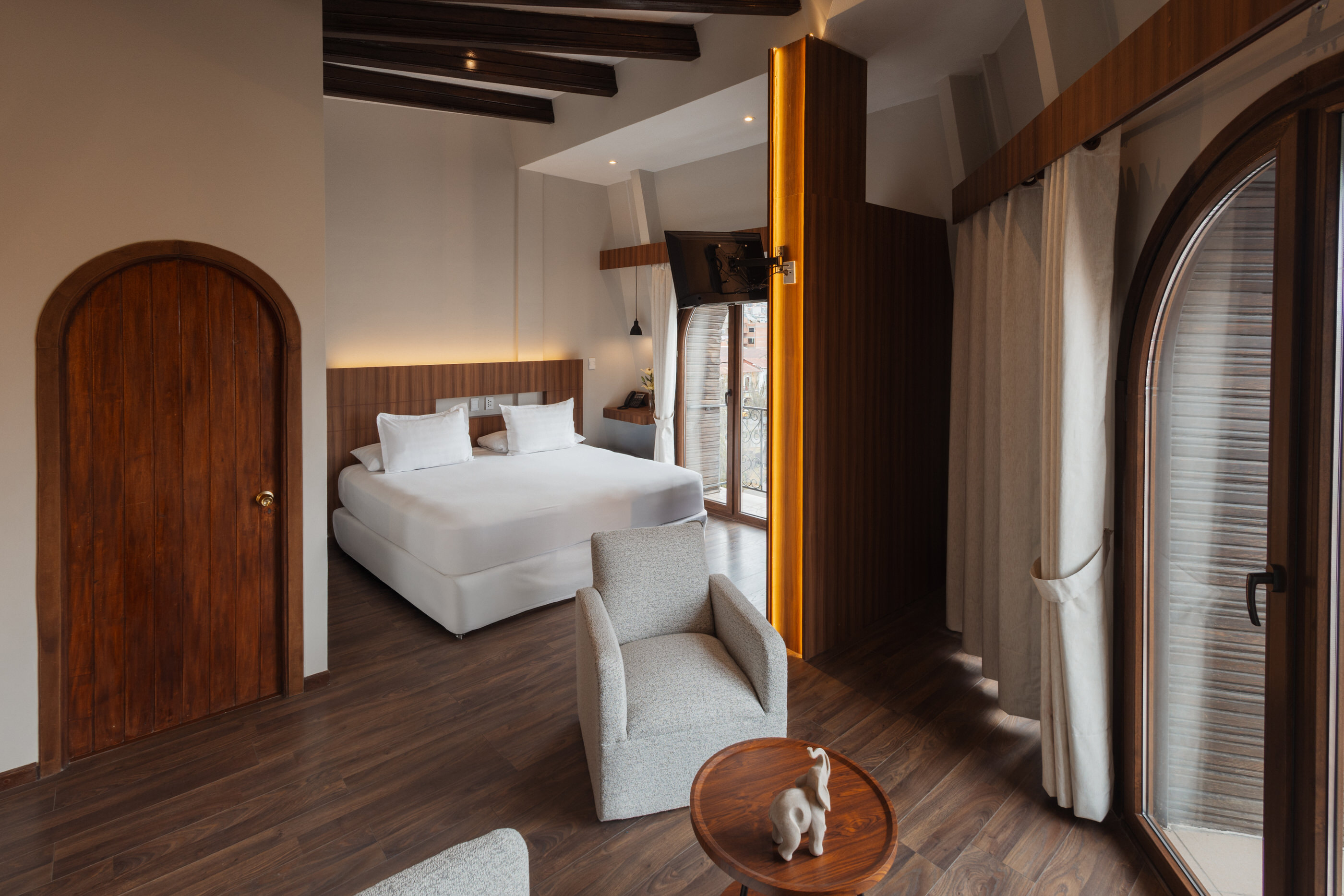 Suite Deluxe with Balcony