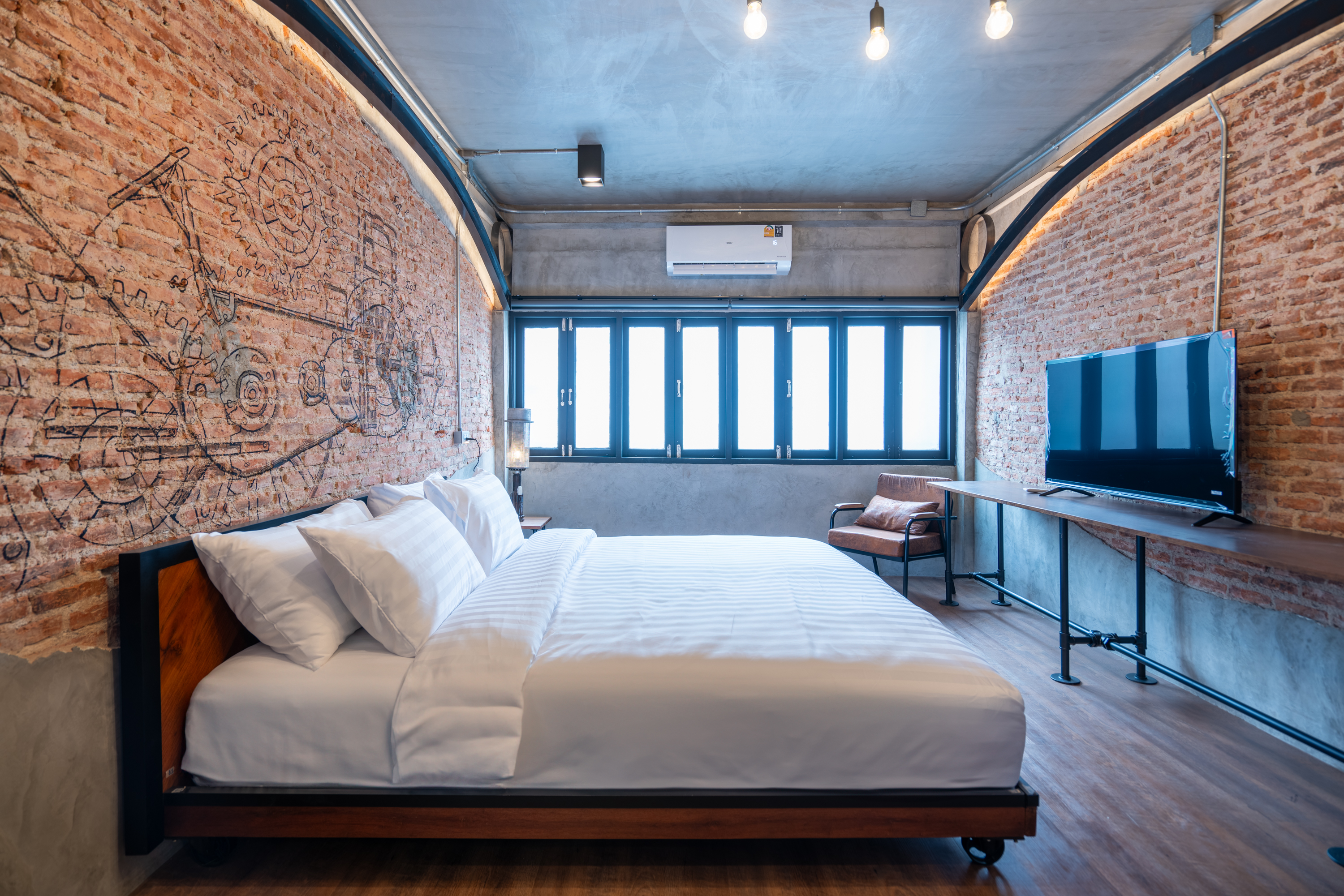 Studio Deluxe King Bed