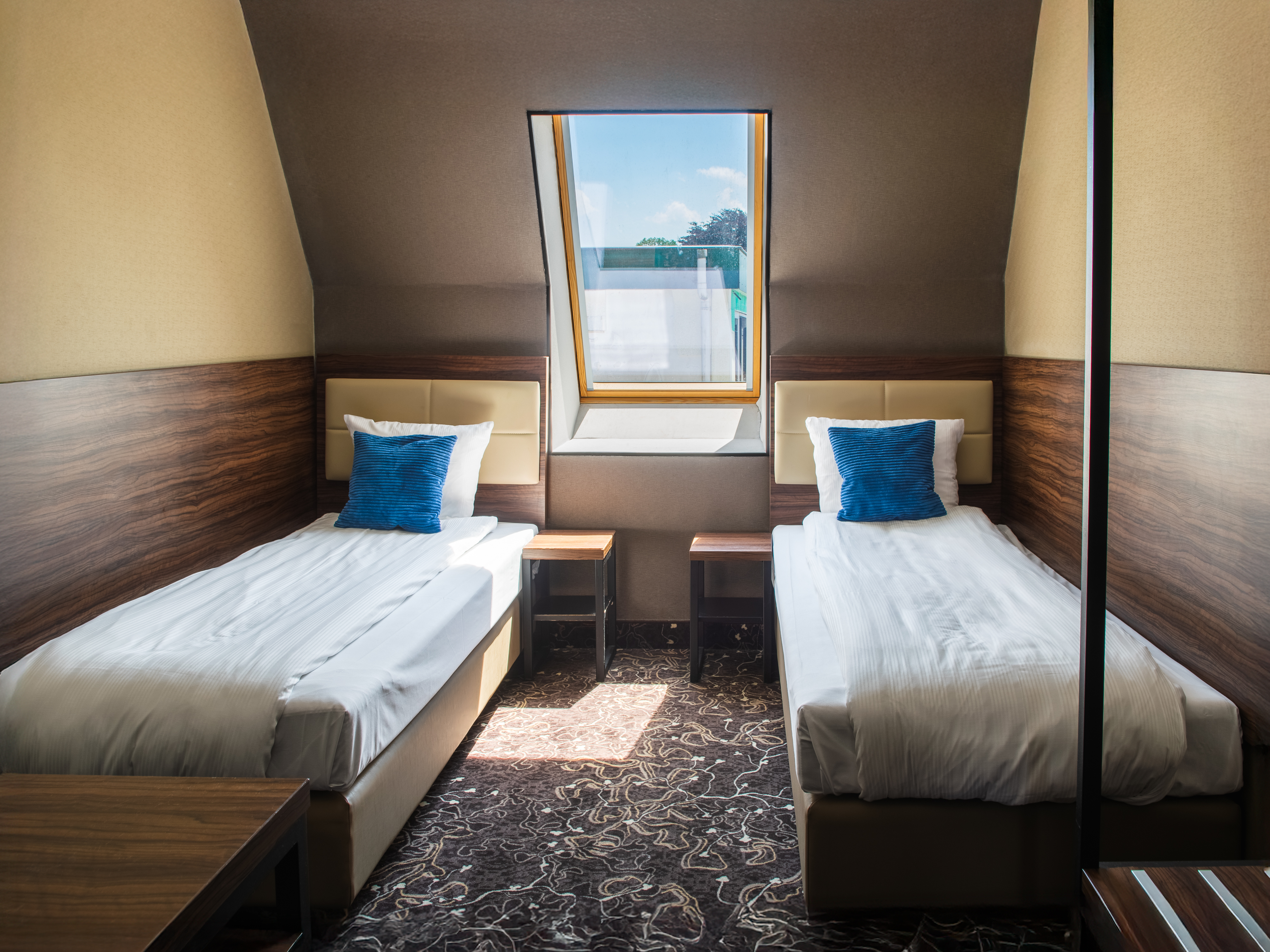 Double or Twin Deluxe