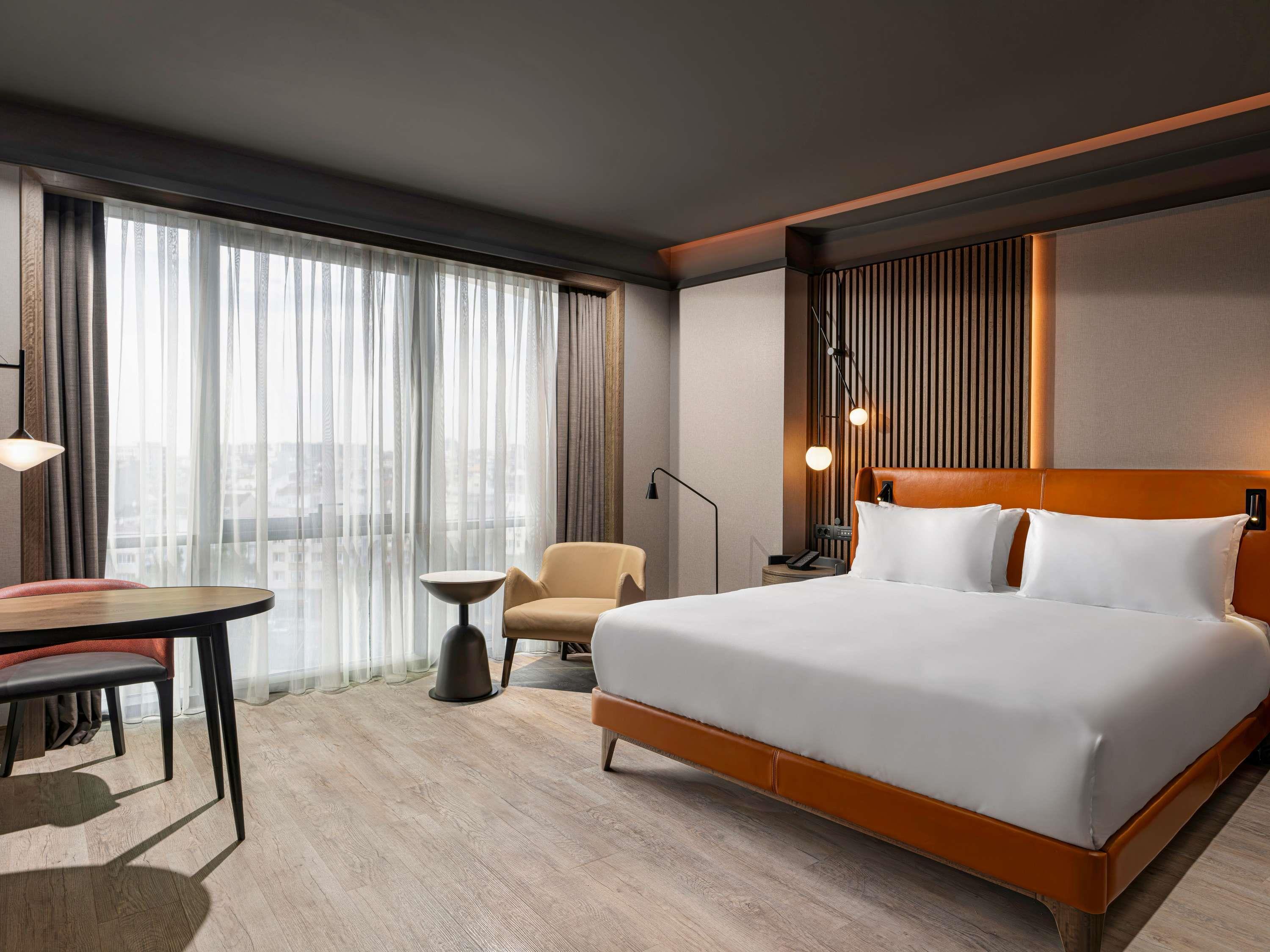 Double Superior City View