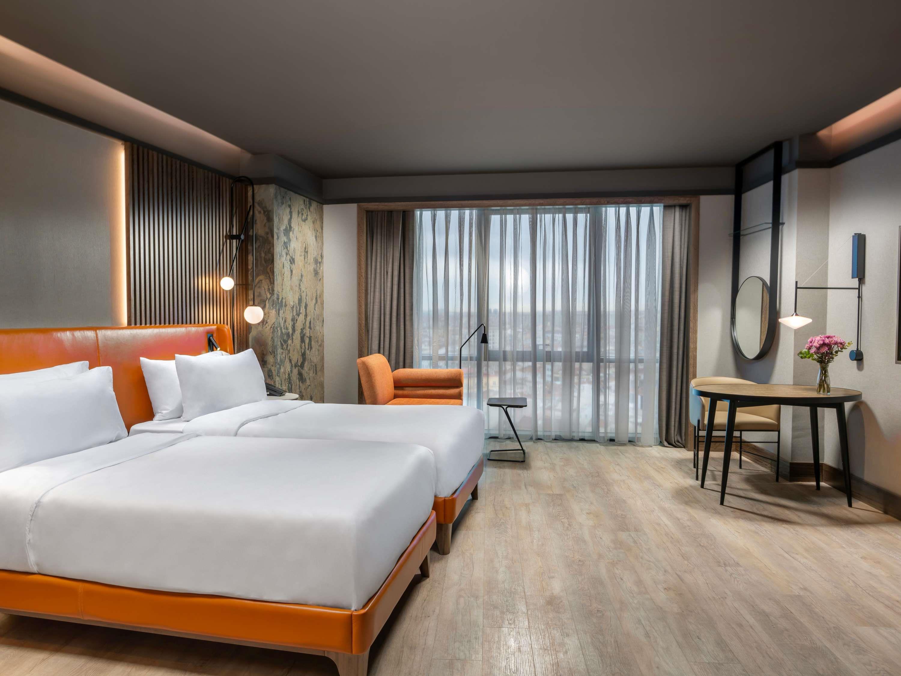 Twin Superior City View