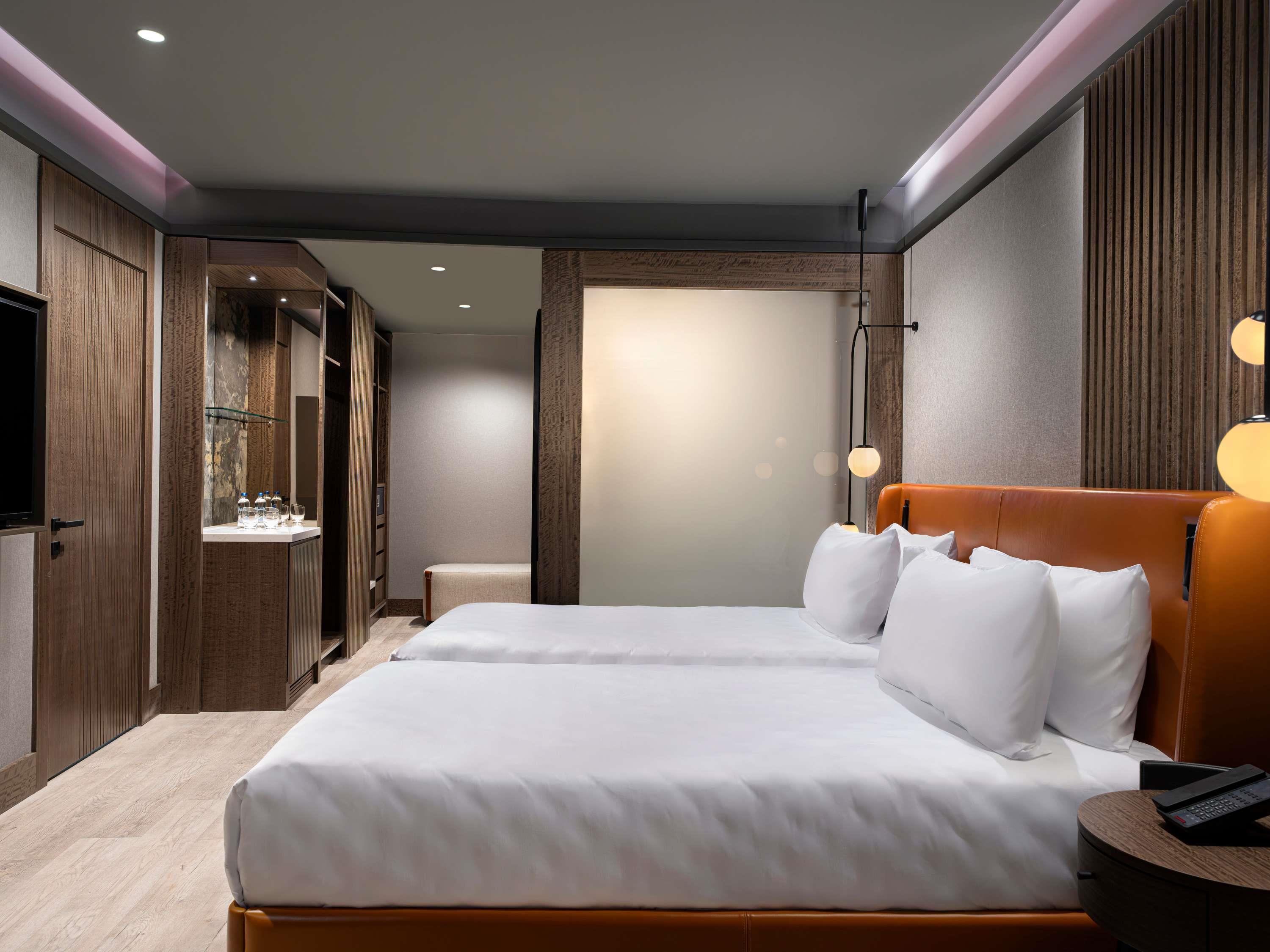 Twin Superior City View