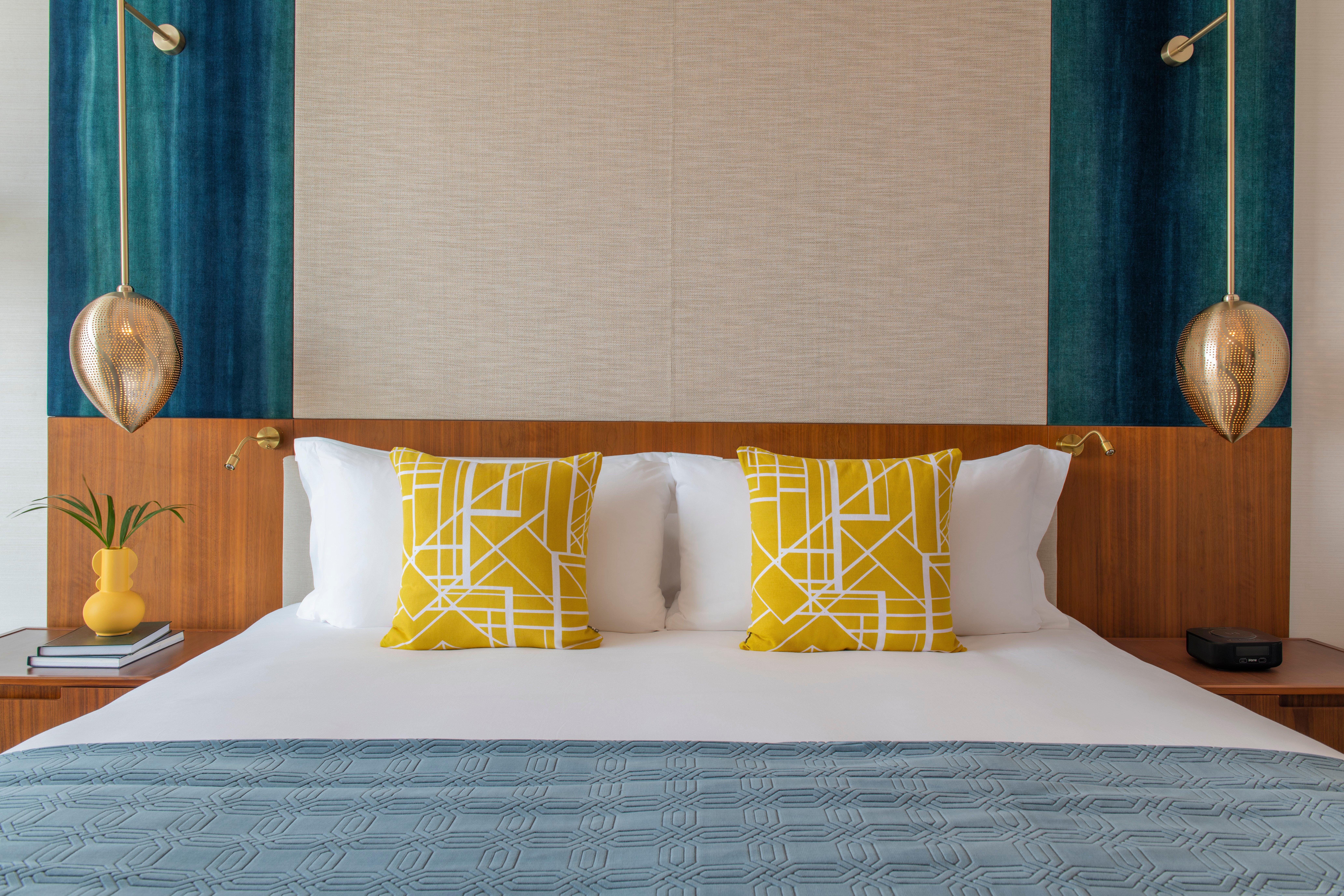 Double King Size Bed