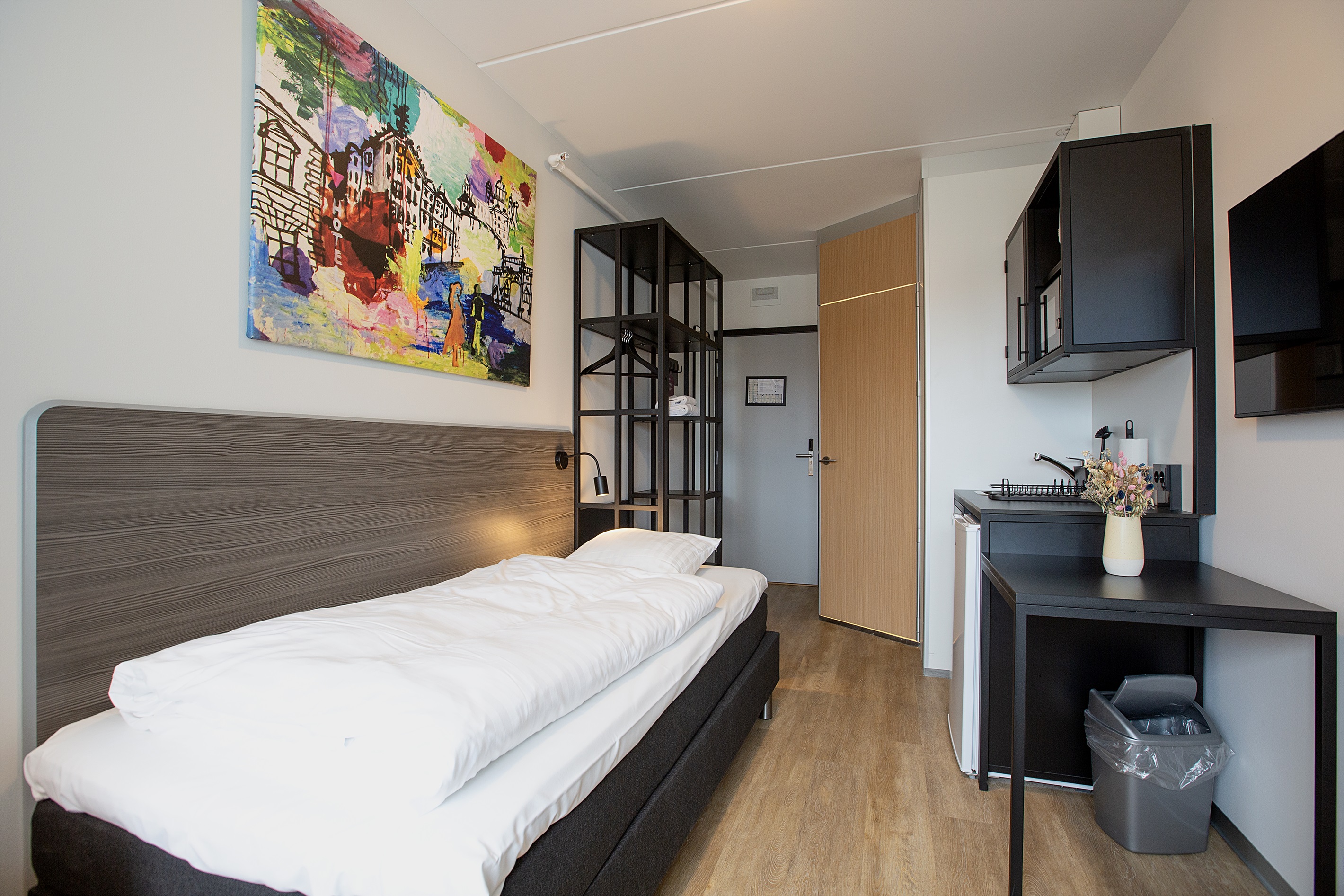 Apartment Capacity 1