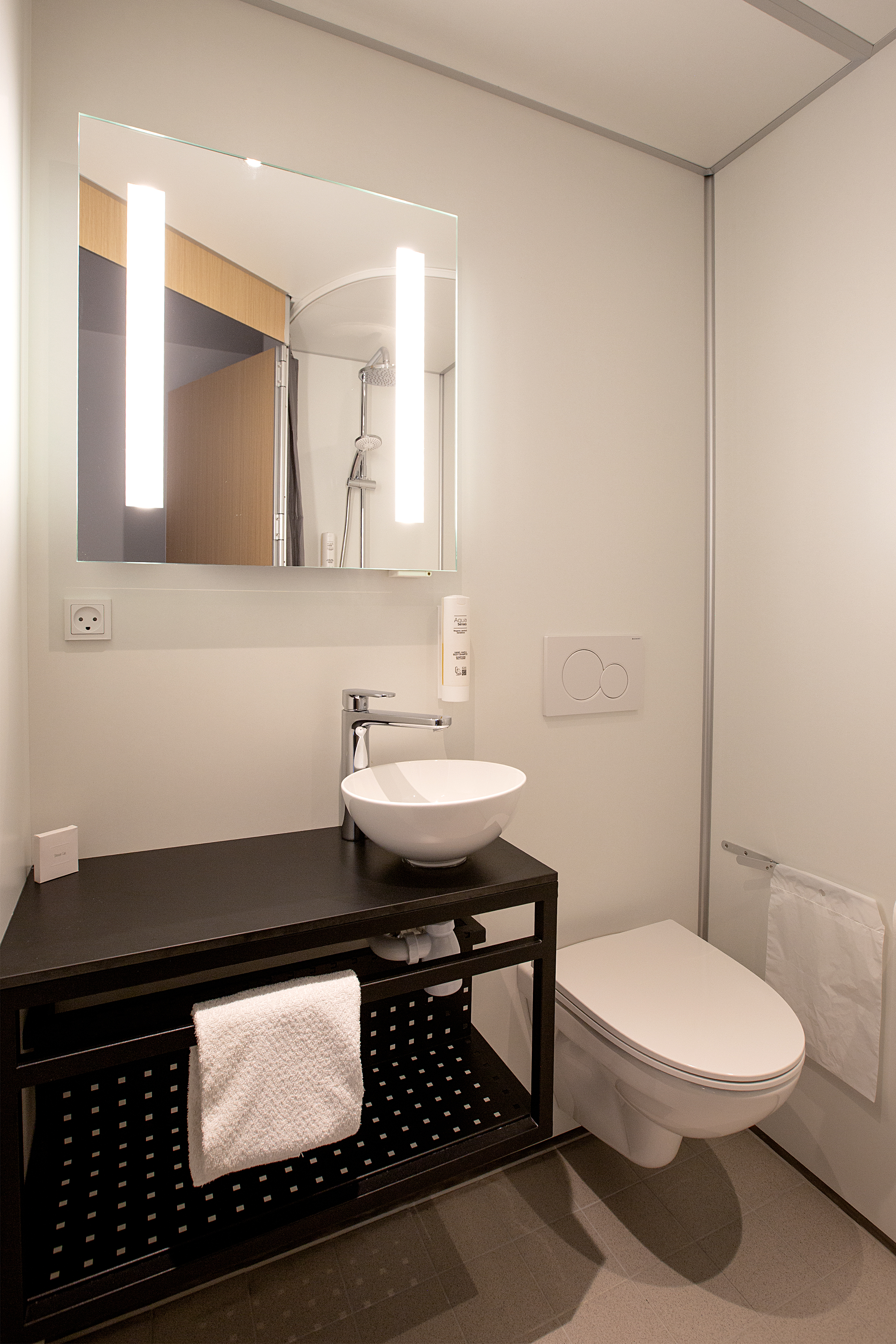 Apartment Capacity 2