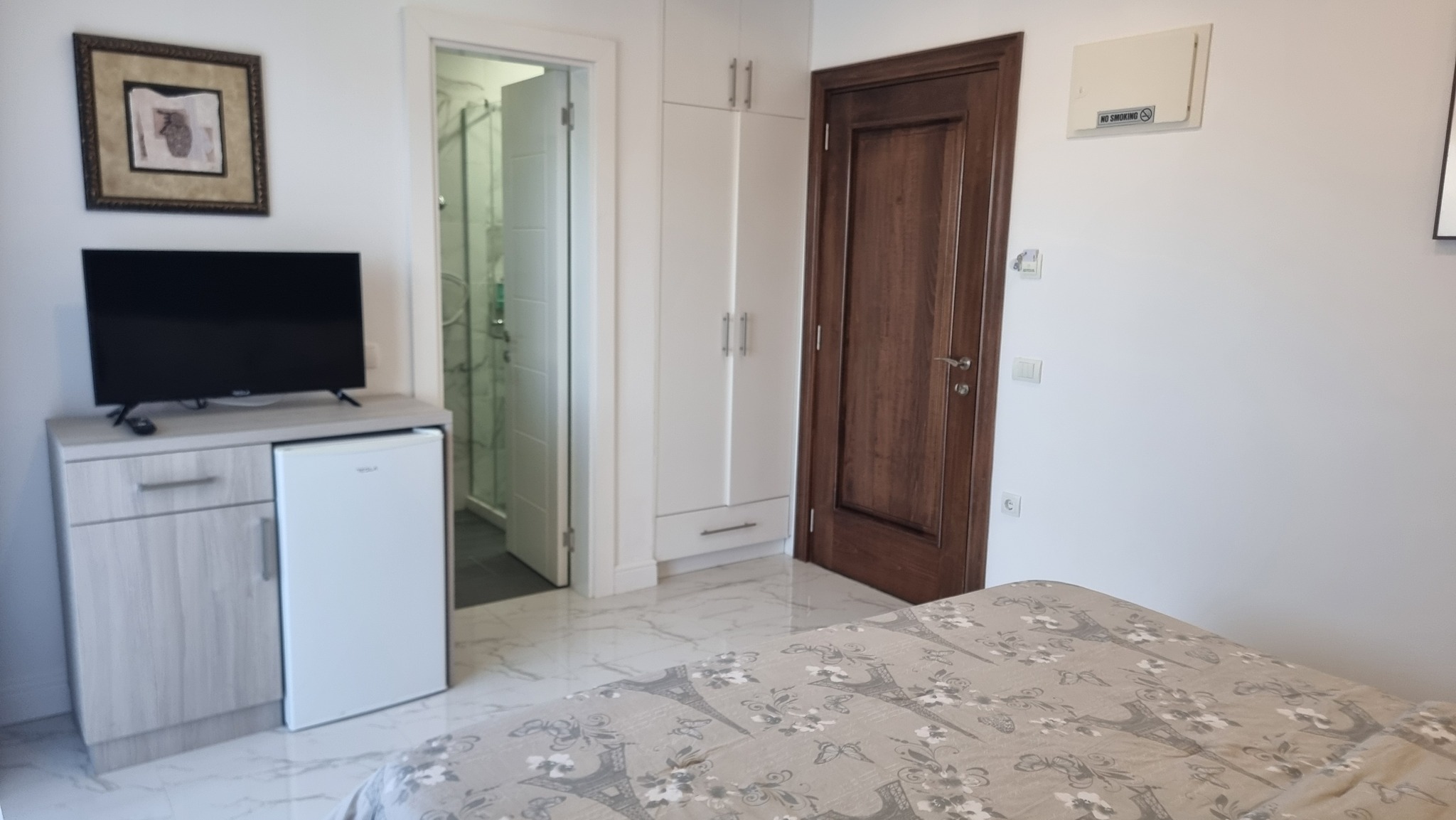 Apartment Garden View One Bedroom