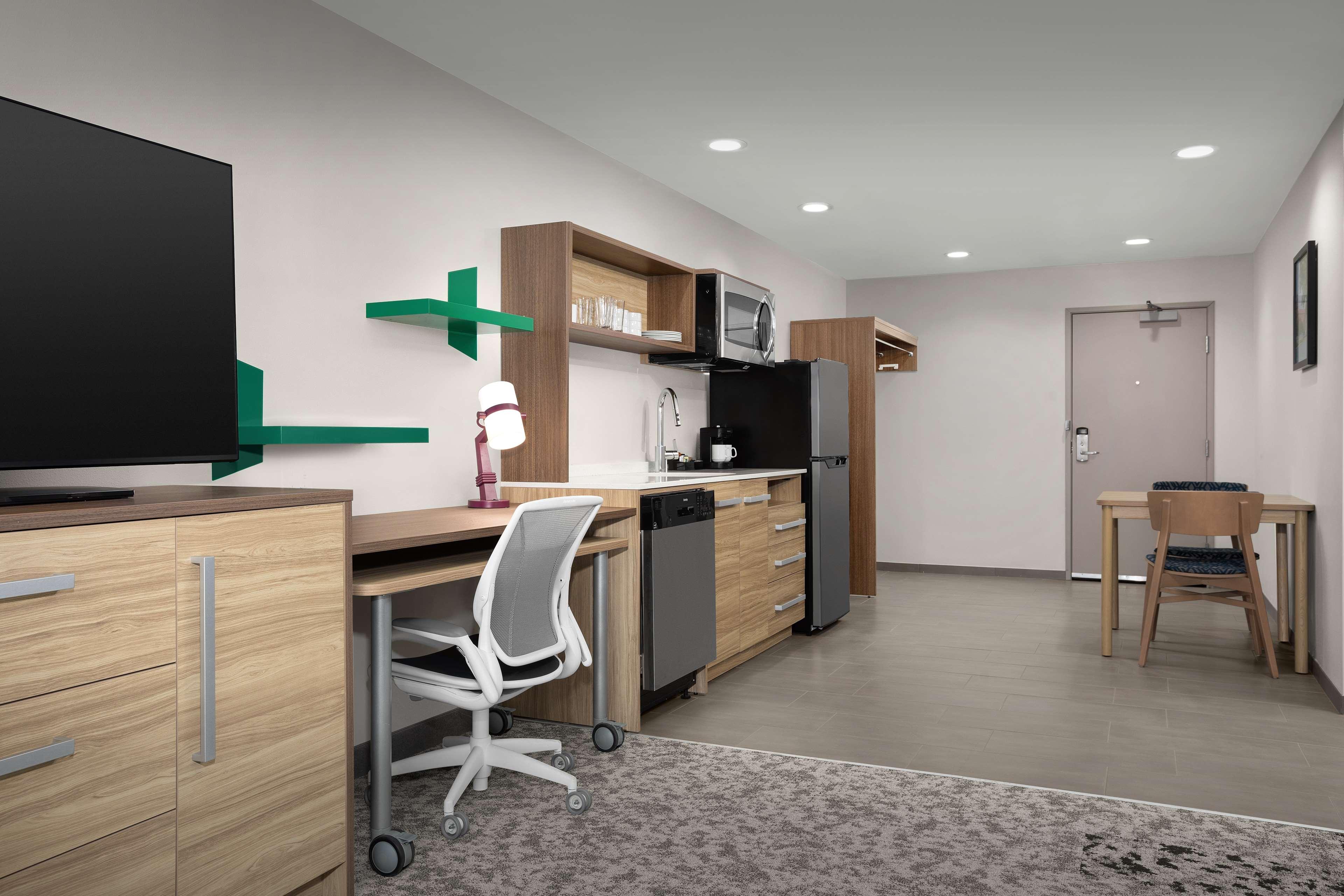 Suite King Bed One Bedroom 