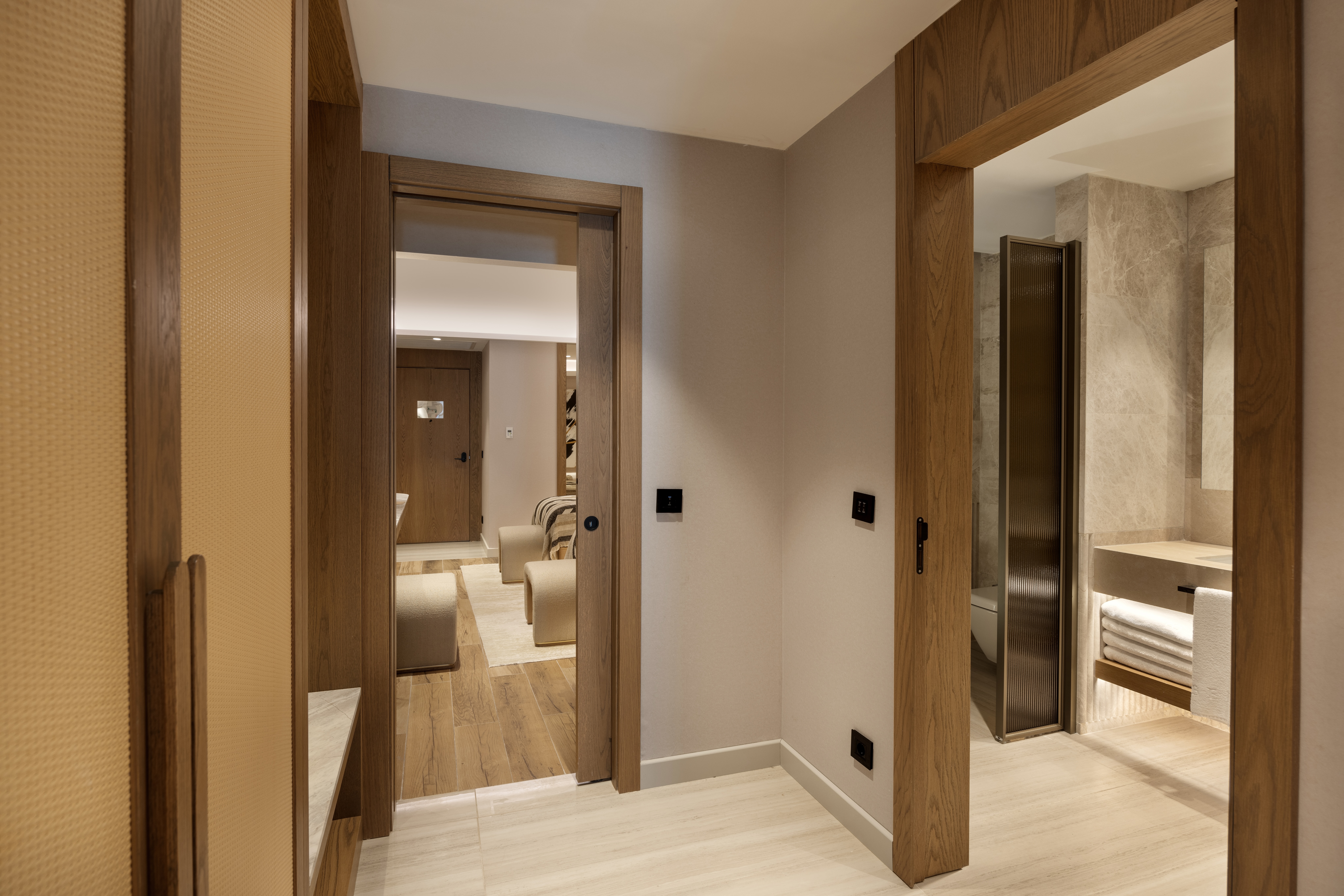 Family Room Land View