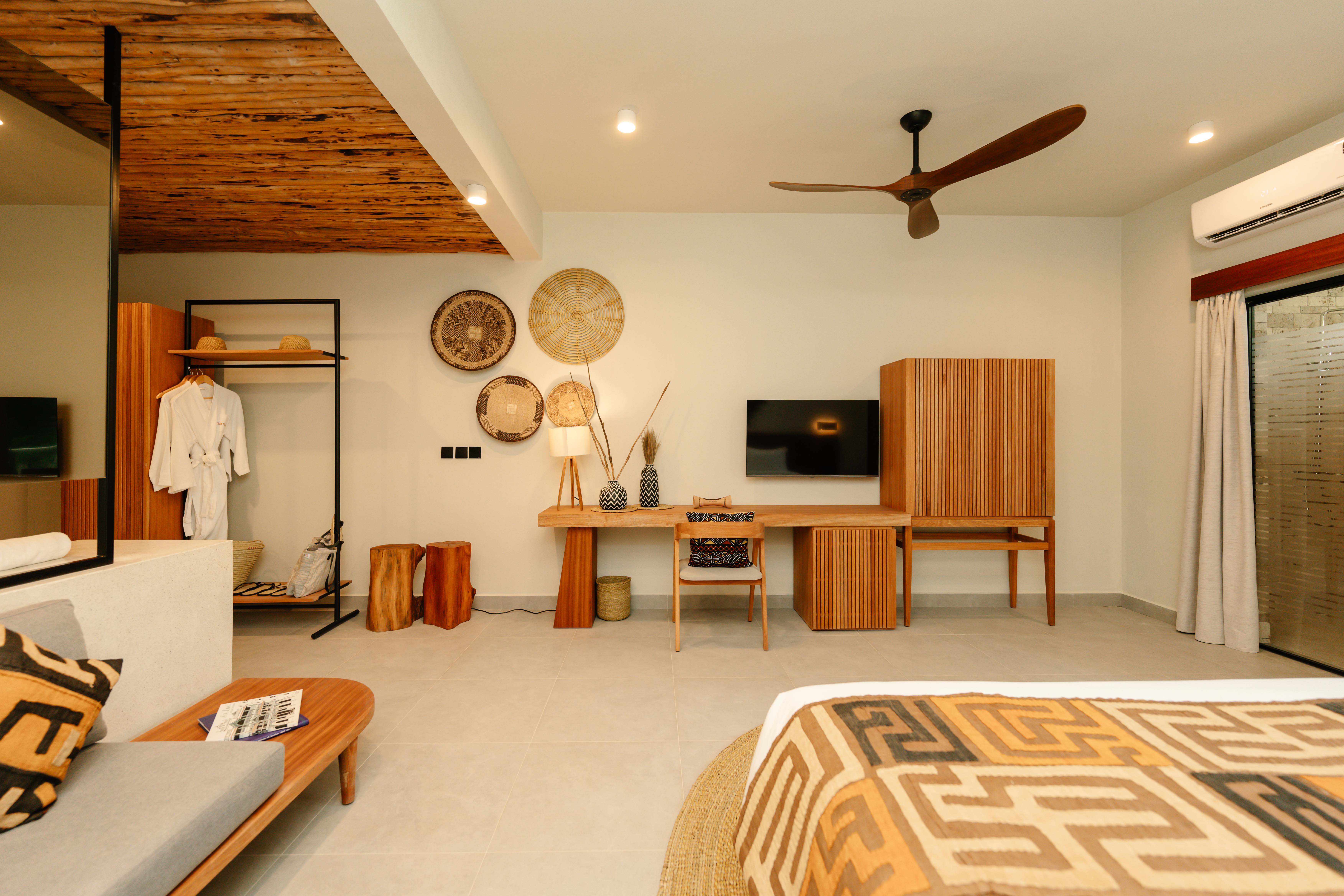 Junior Suite Executive King Bed