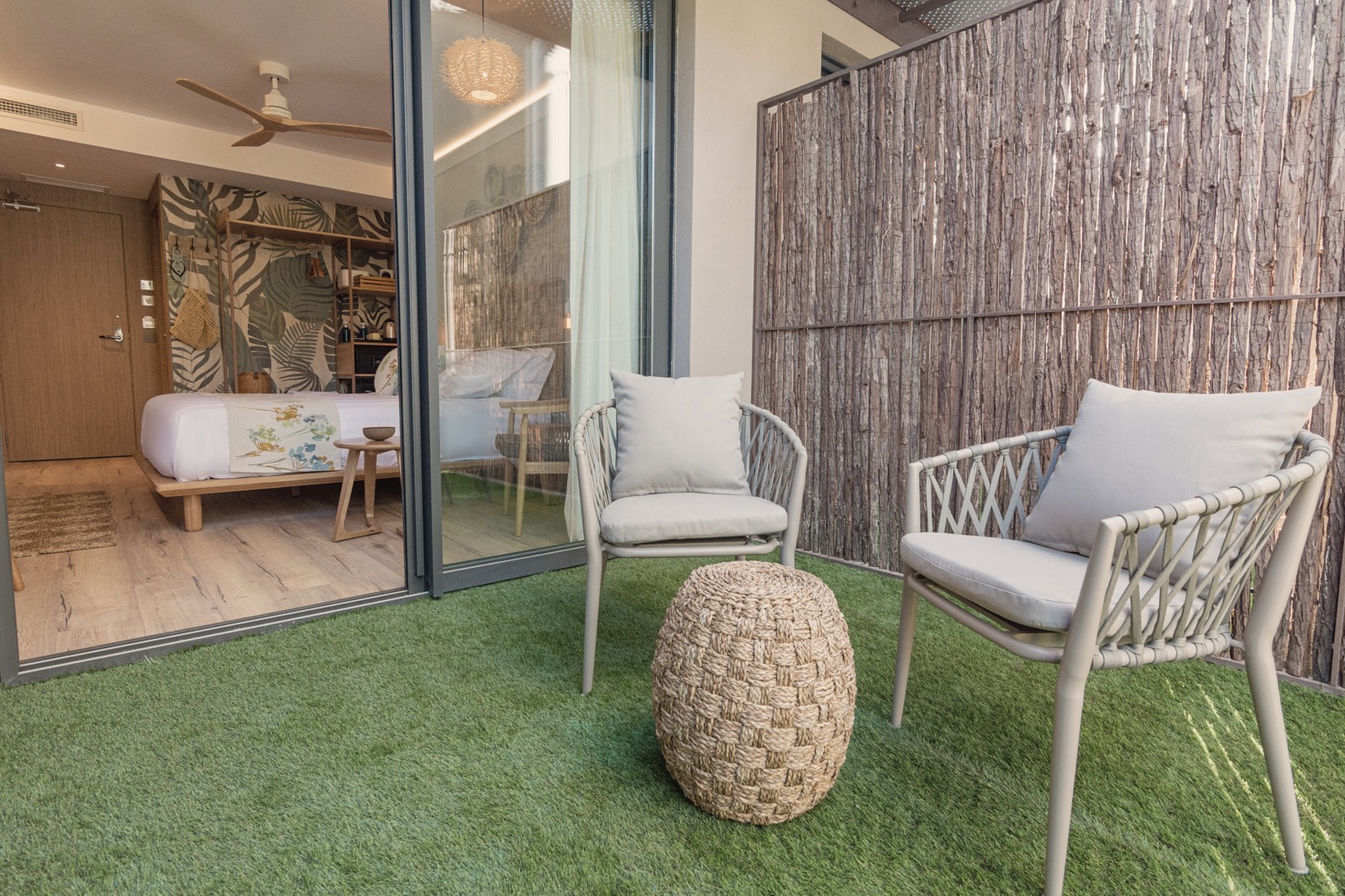 Double Deluxe Superior