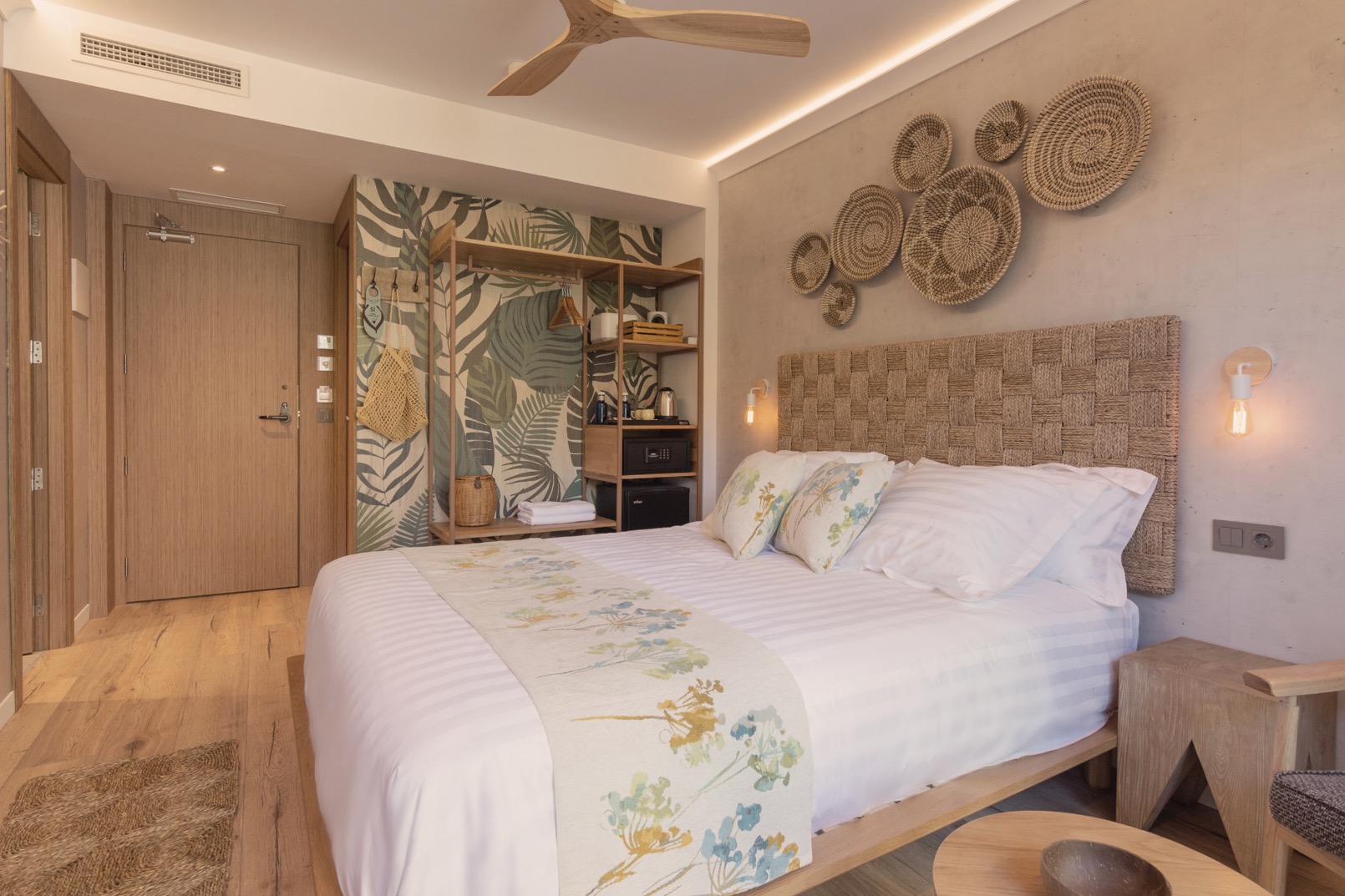 Double Deluxe Superior